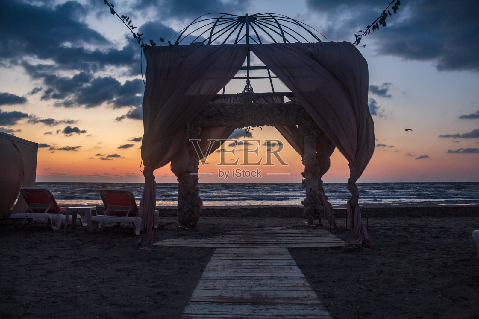 日出和日落-海，海滨-欧洲，罗马尼亚，康斯坦察地区照片摄影图片