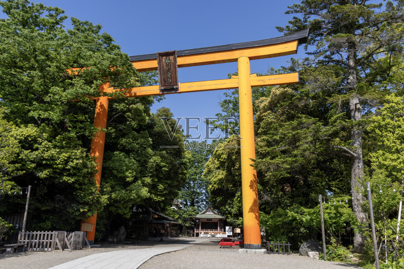 位于日本川越的川越神社大鸟居照片摄影图片