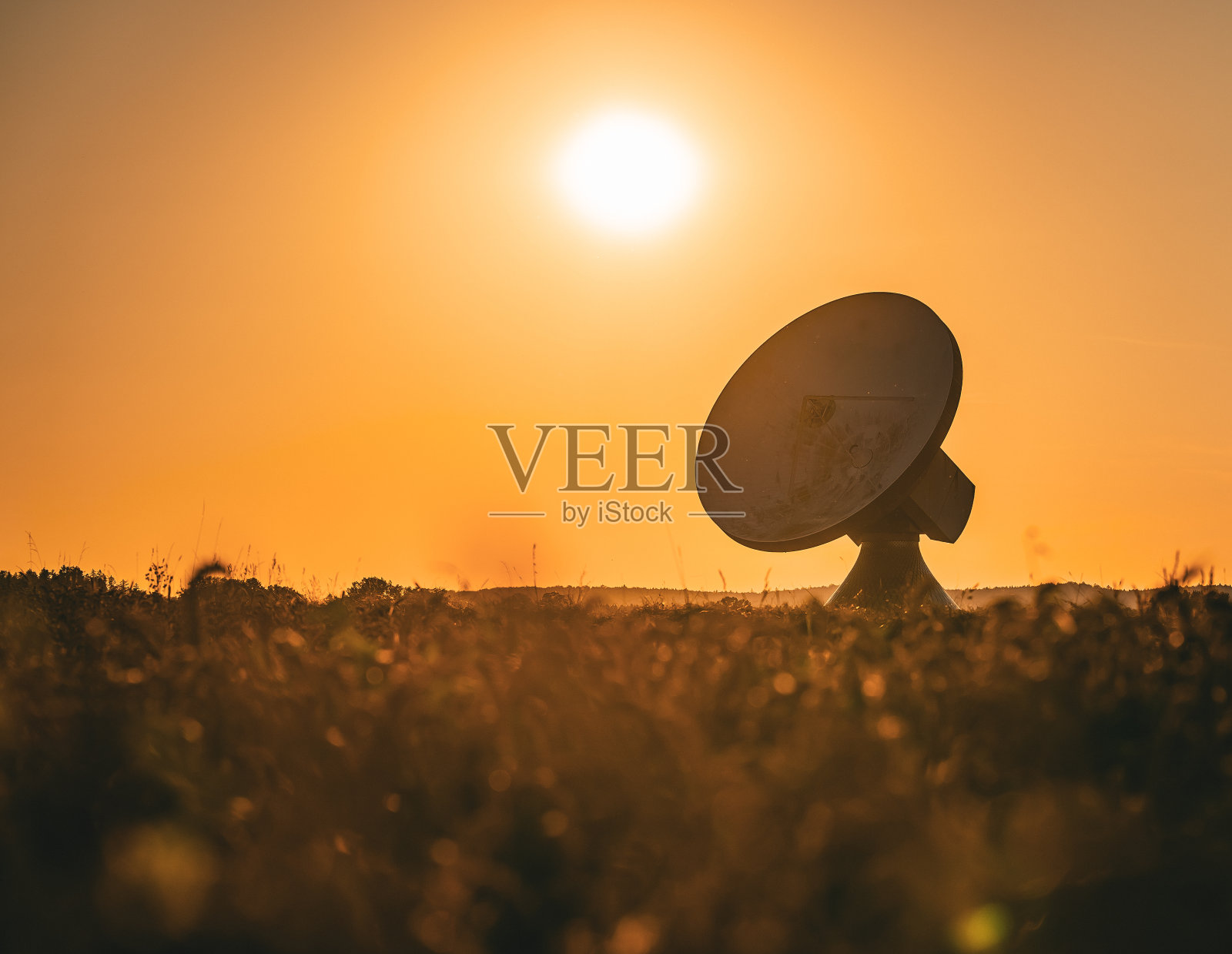 大抛物线天线照片摄影图片