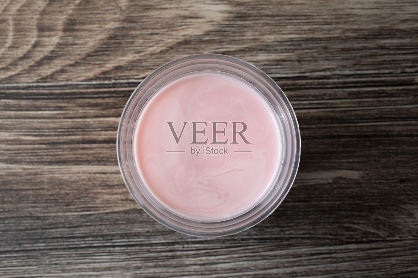 我是玫瑰牛奶小姐照片摄影图片