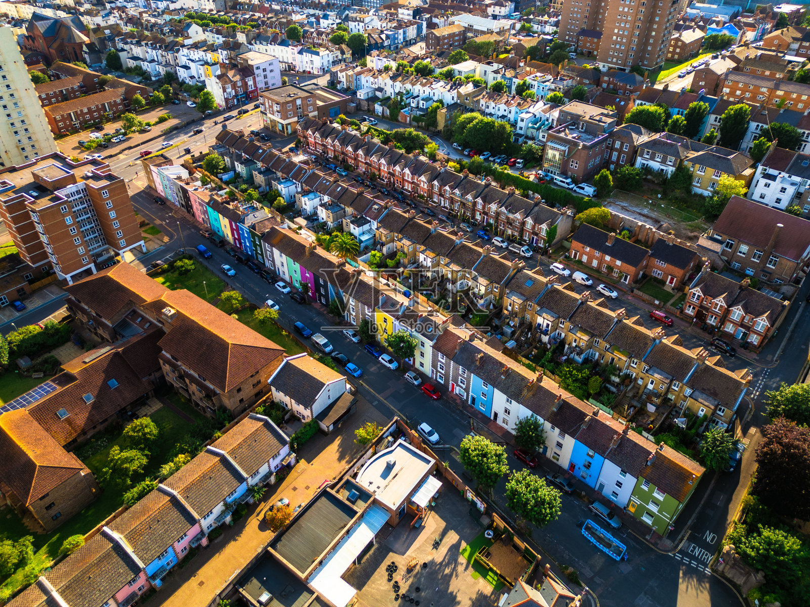 英国布莱顿住宅街道和房屋的鸟瞰图照片摄影图片