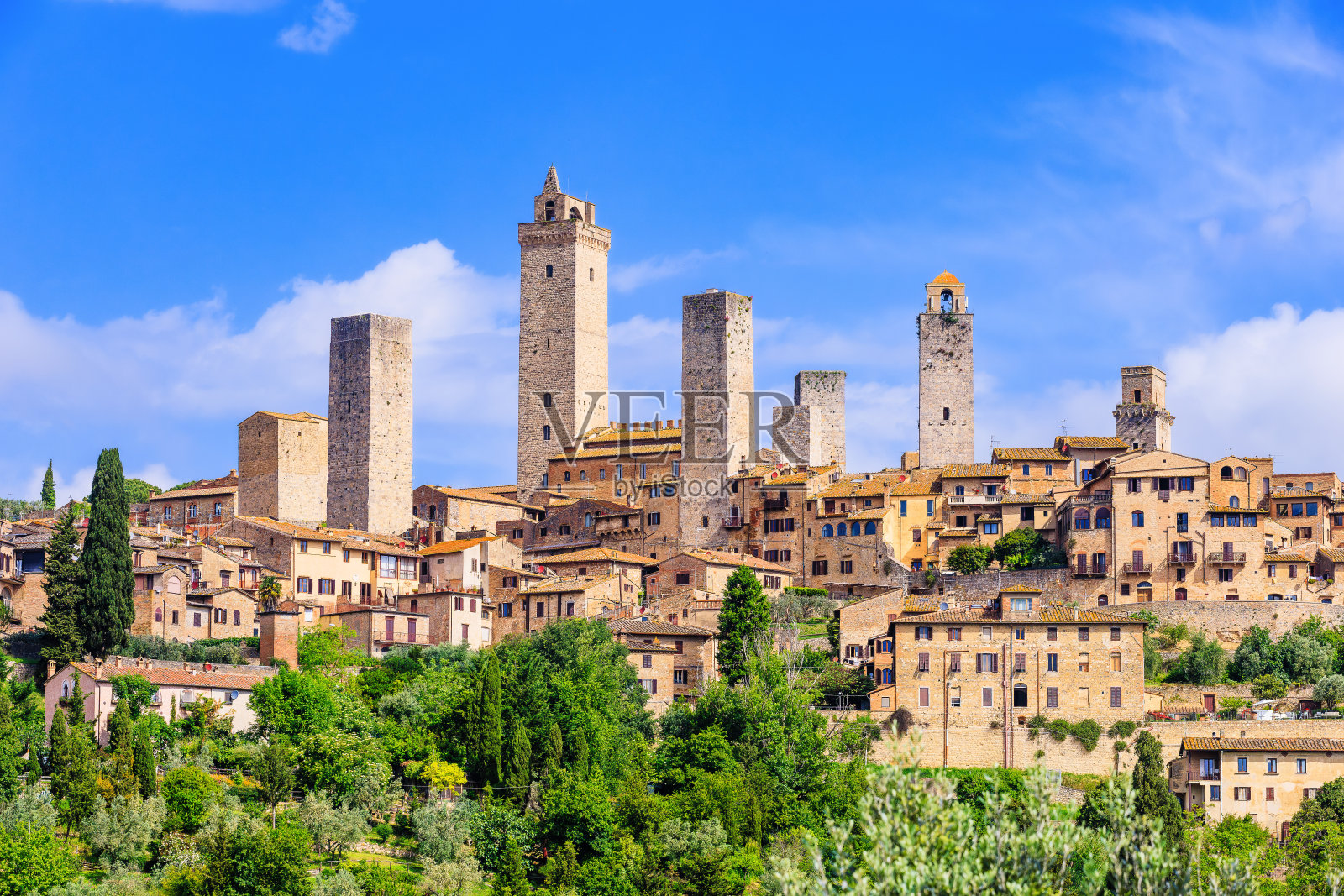 圣吉米尼亚诺，锡耶纳省。照片摄影图片