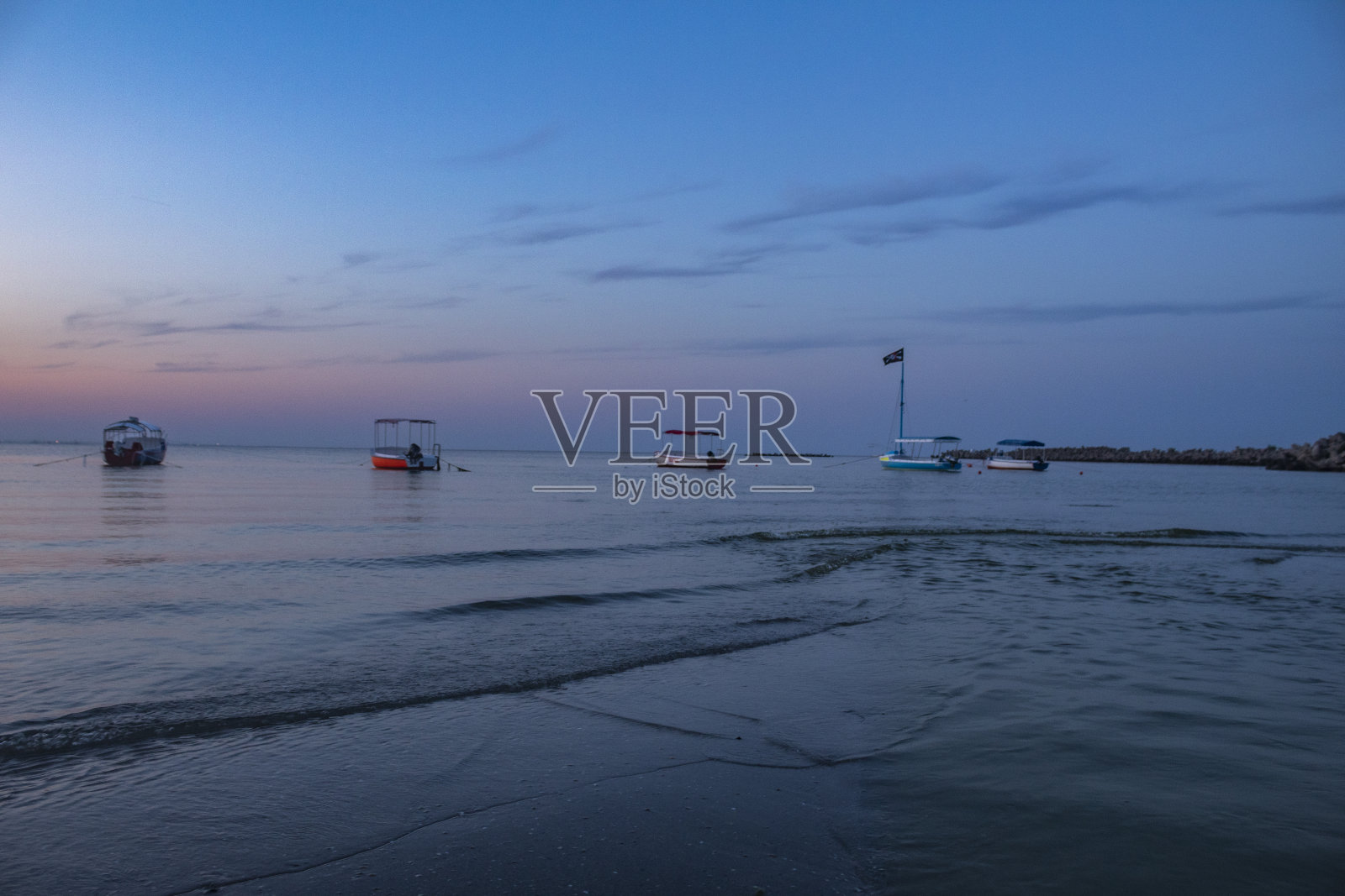 日出和日落-海，海滨-欧洲，罗马尼亚，康斯坦察地区照片摄影图片