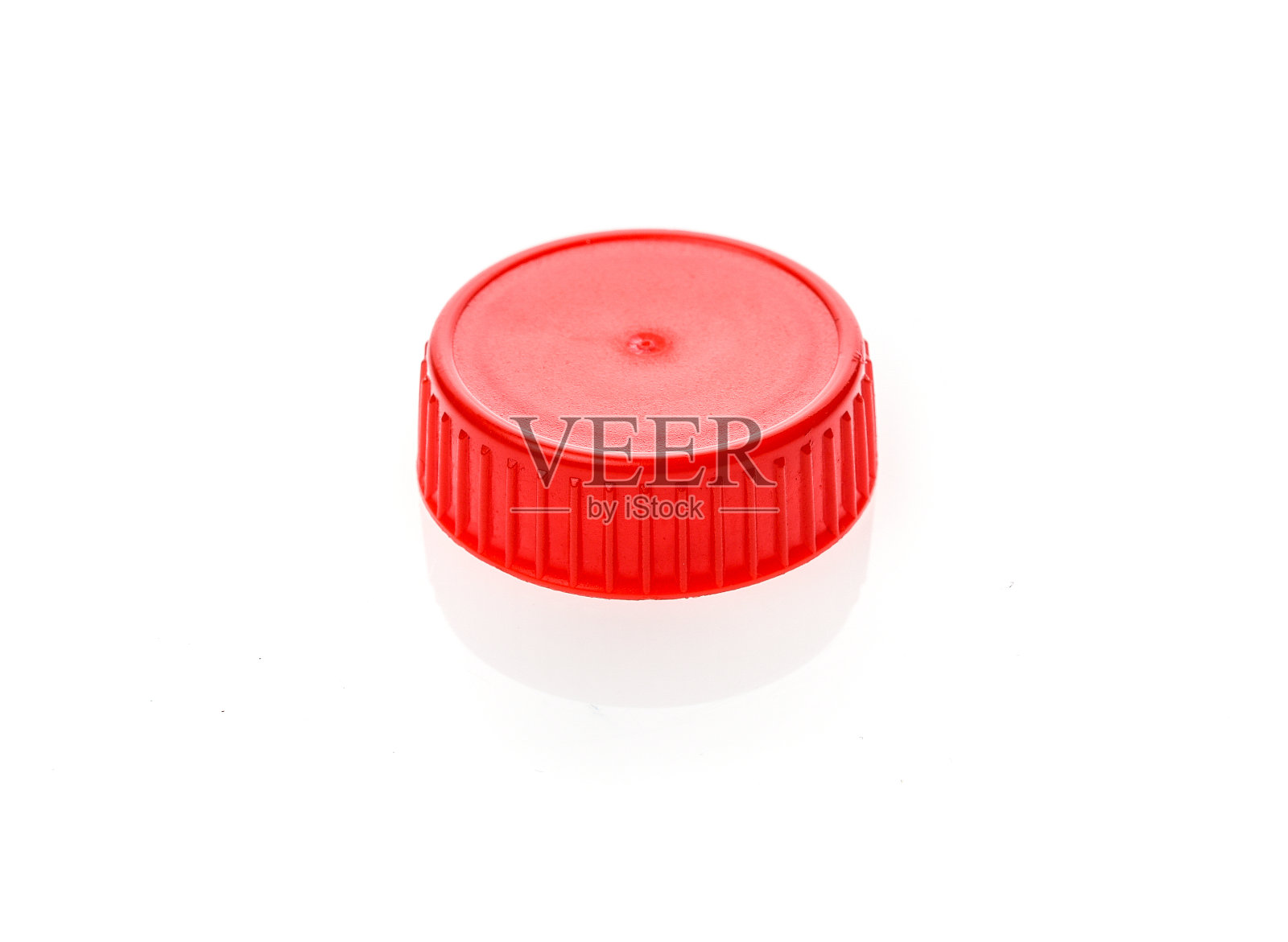 白色背景上的瓶子特写照片摄影图片