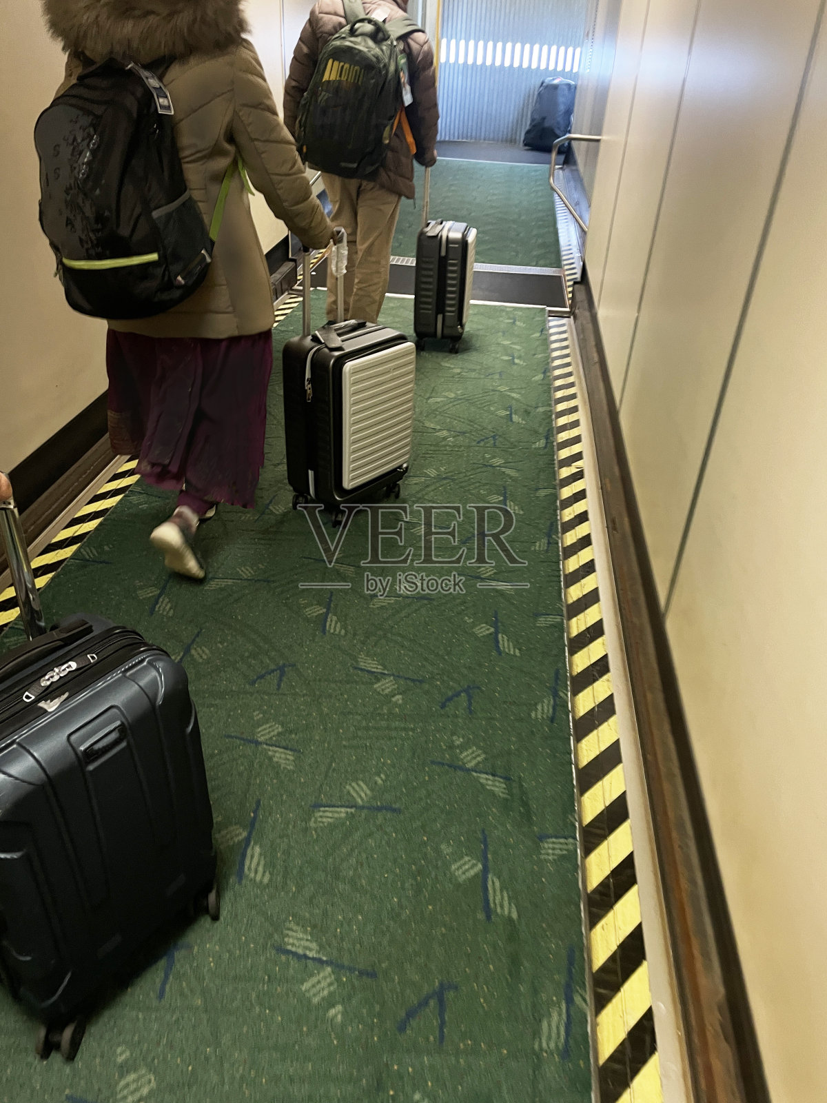 登机!照片摄影图片