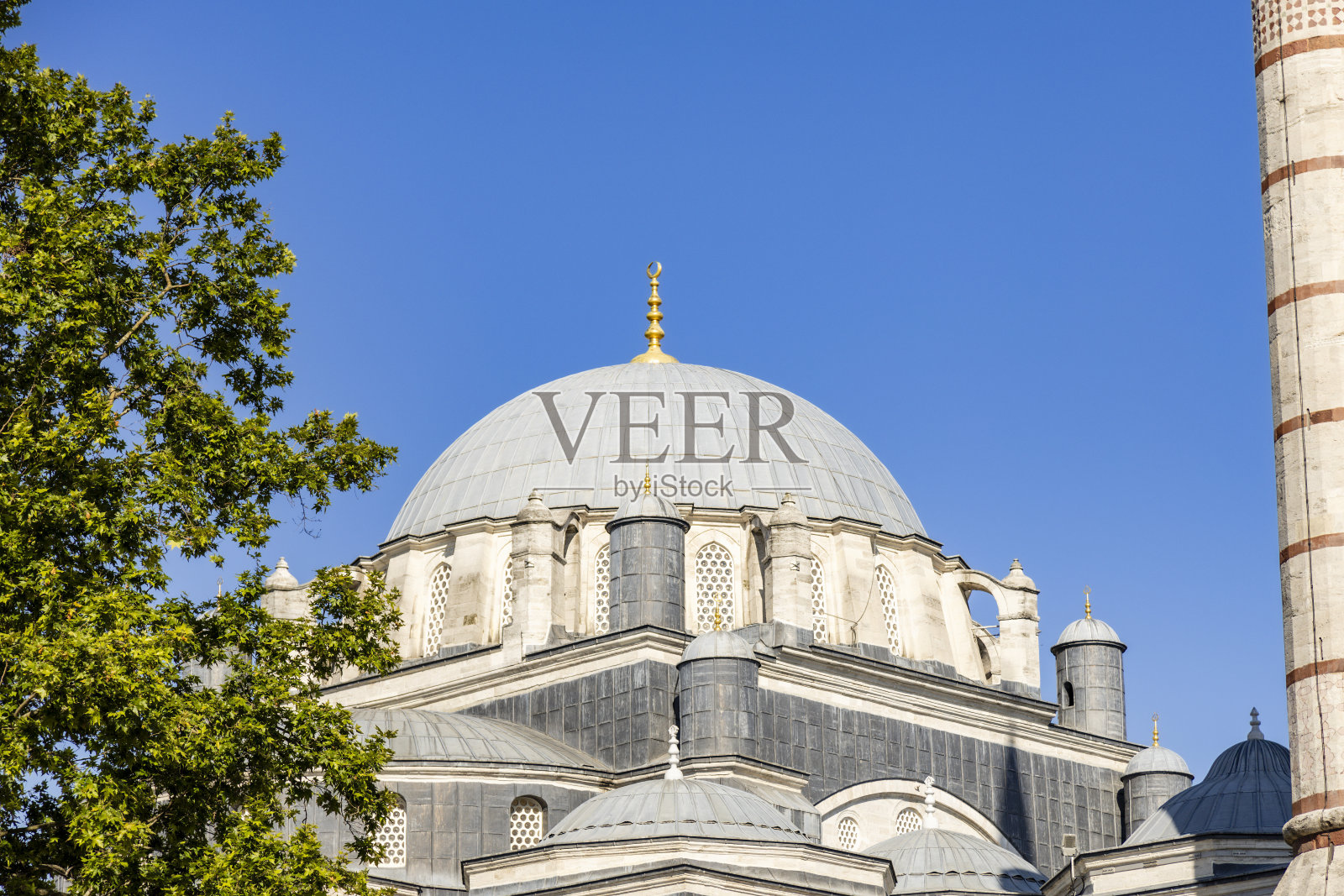 伊斯坦布尔的贝亚兹特清真寺照片摄影图片