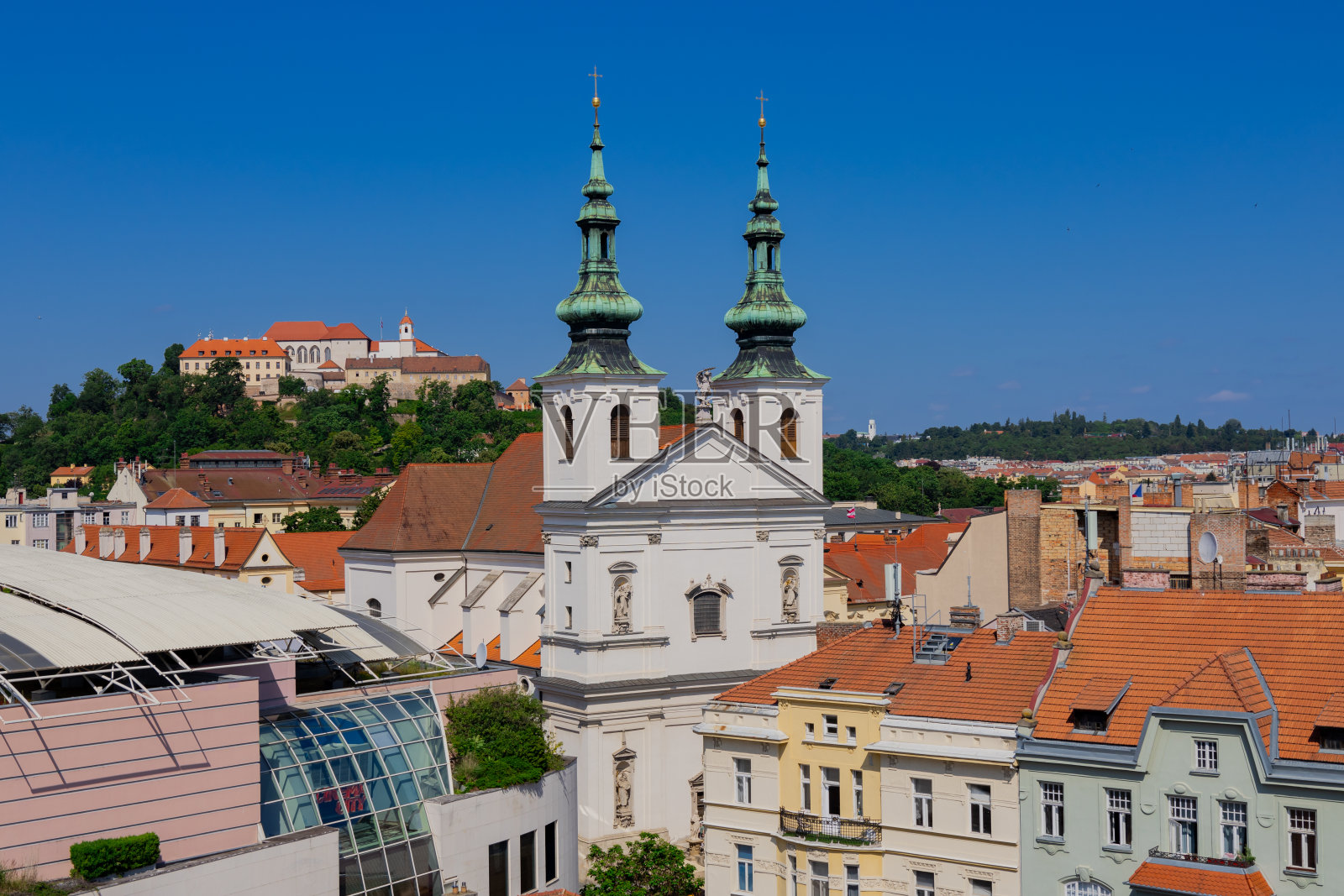 圣米迦勒教堂照片摄影图片