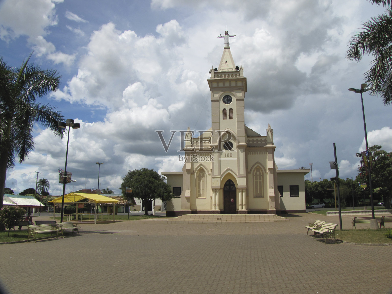 巴西圣保罗的中央广场和教堂Severínia照片摄影图片