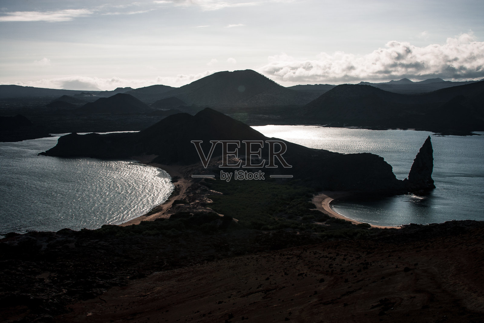 加拉帕戈斯群岛Bartolome岛上的日落照片摄影图片