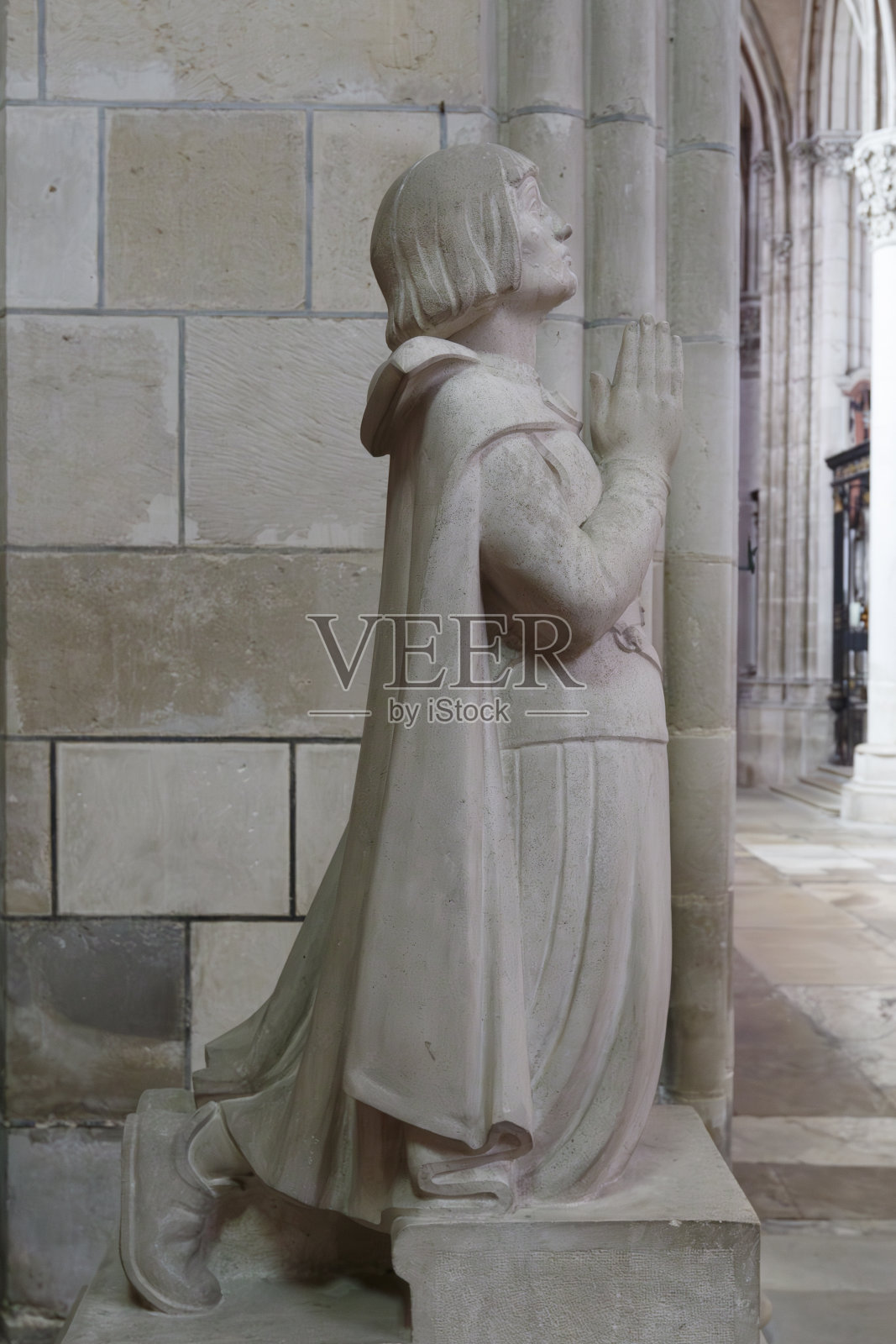 圣女贞德雕像，欧塞尔大教堂，欧塞尔，约纳，勃艮第，法国，欧洲照片摄影图片