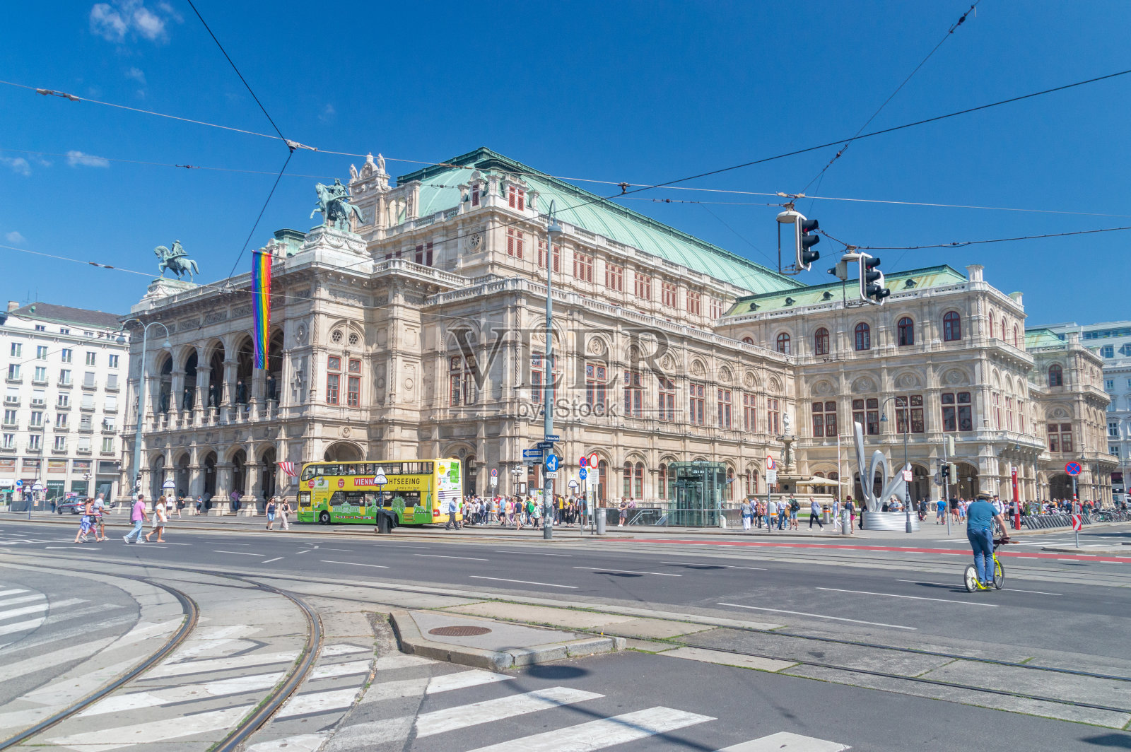 维也纳国家歌剧院(维也纳国家歌剧院)。照片摄影图片