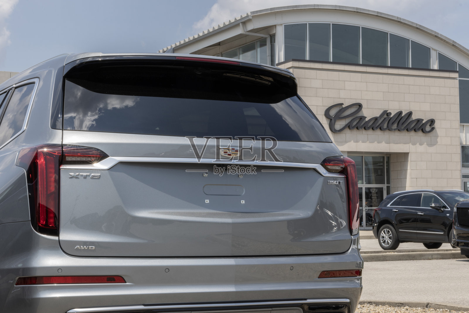 经销商展示的凯迪拉克XT6。凯迪拉克为XT6配备了3.6升V6发动机。我:2024照片摄影图片