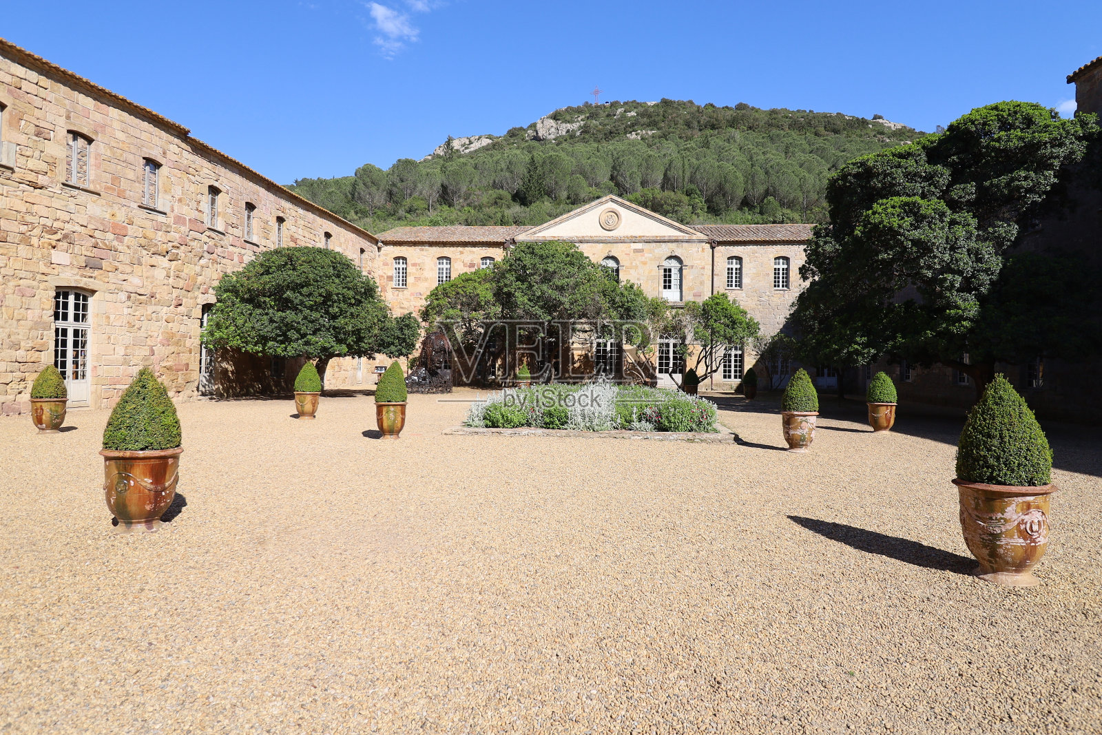 纳博讷-芳特弗洛德修道院照片摄影图片