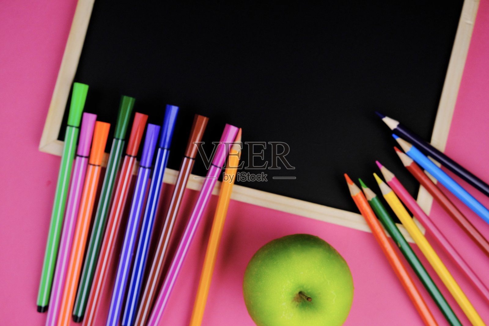 回到学校的概念与文本空间照片摄影图片