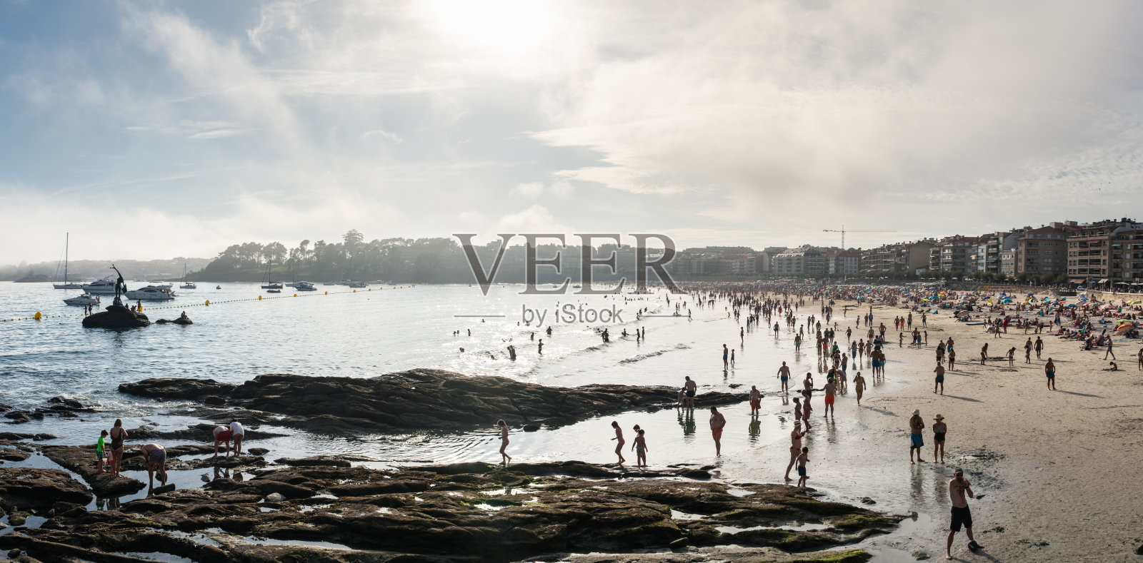 西班牙Sanxenxo的海滨和Silgar海滩照片摄影图片