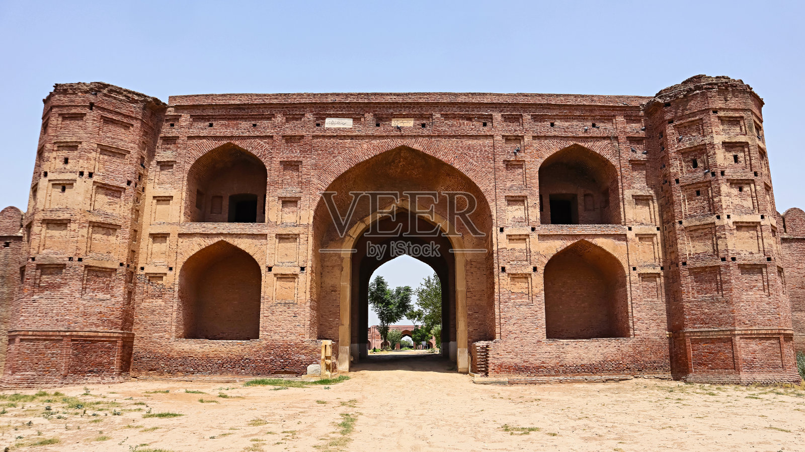 印度旁遮普卢迪亚纳，Sarai Lashkeri Khan的南正门。照片摄影图片