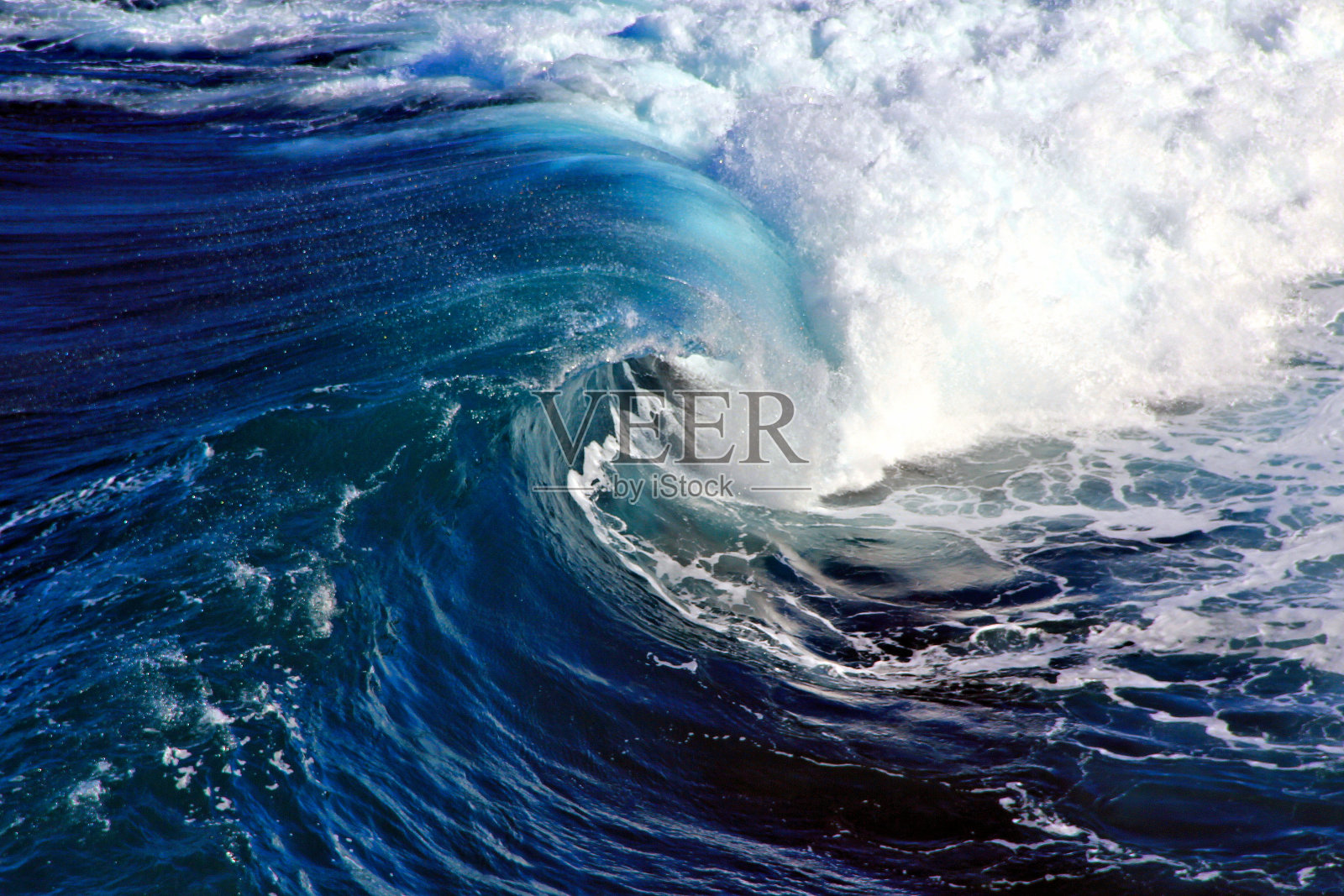 蓝天下的海景照片摄影图片