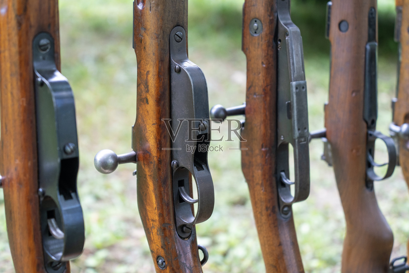 第一次和第二次世界大战的步枪排成一排照片摄影图片