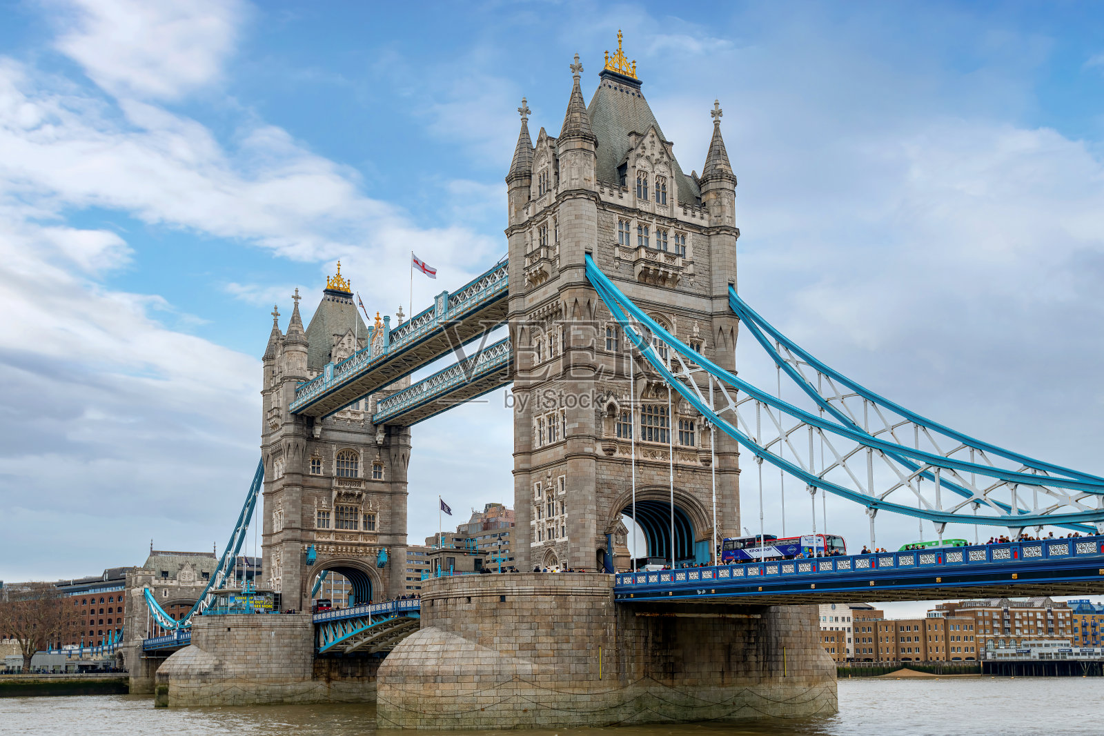 塔桥(伦敦，英国)孤立在白色背景上照片摄影图片