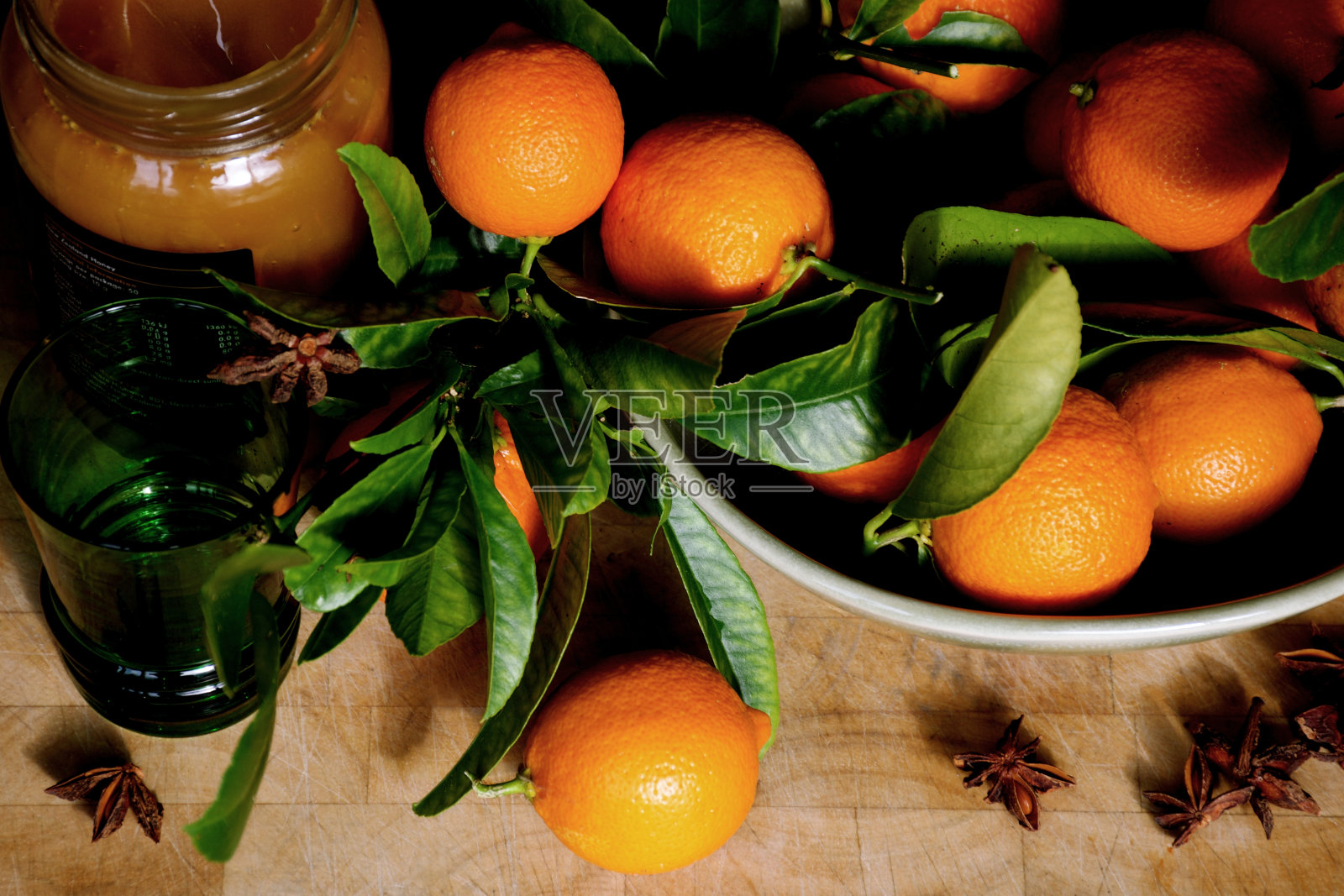 感冒药;柑橘，蜂蜜和八角照片摄影图片