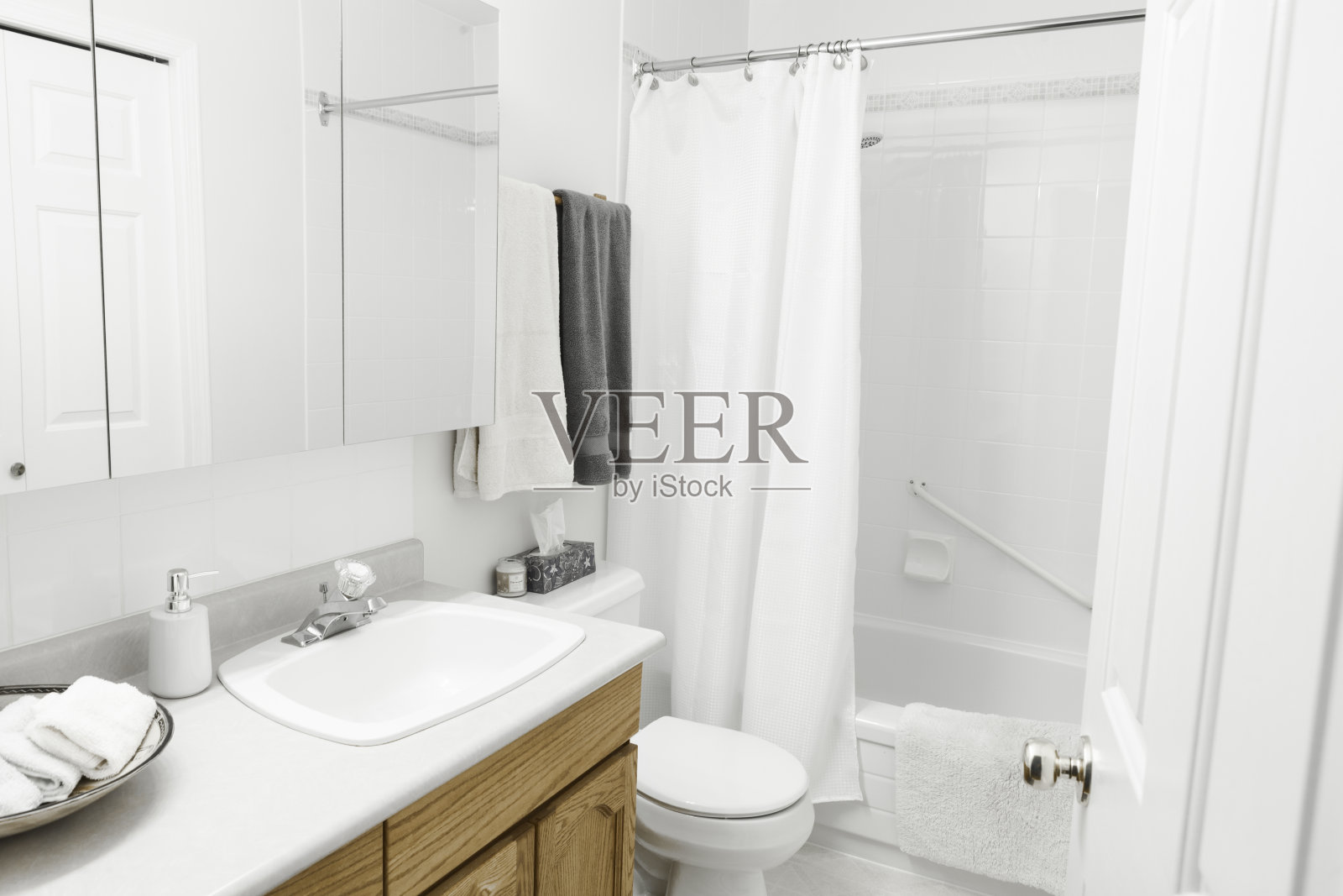 国内的浴室照片摄影图片