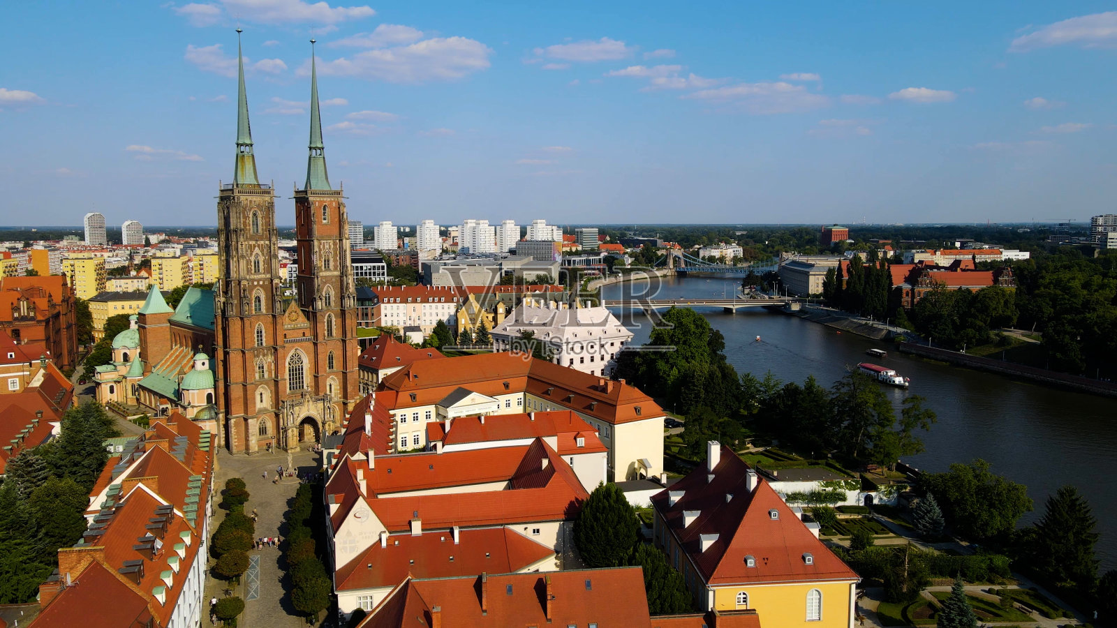 从现代的高度看城市希望发展建筑欧洲弗罗茨瓦夫波兰照片摄影图片