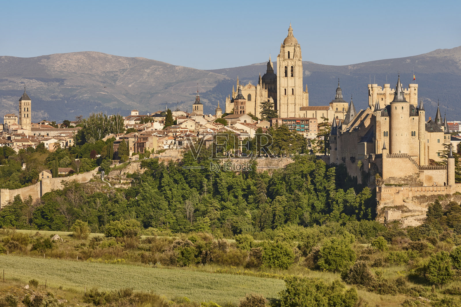 塞戈维亚的哥特式大教堂。卡斯蒂利亚莱昂的中世纪城市。西班牙照片摄影图片