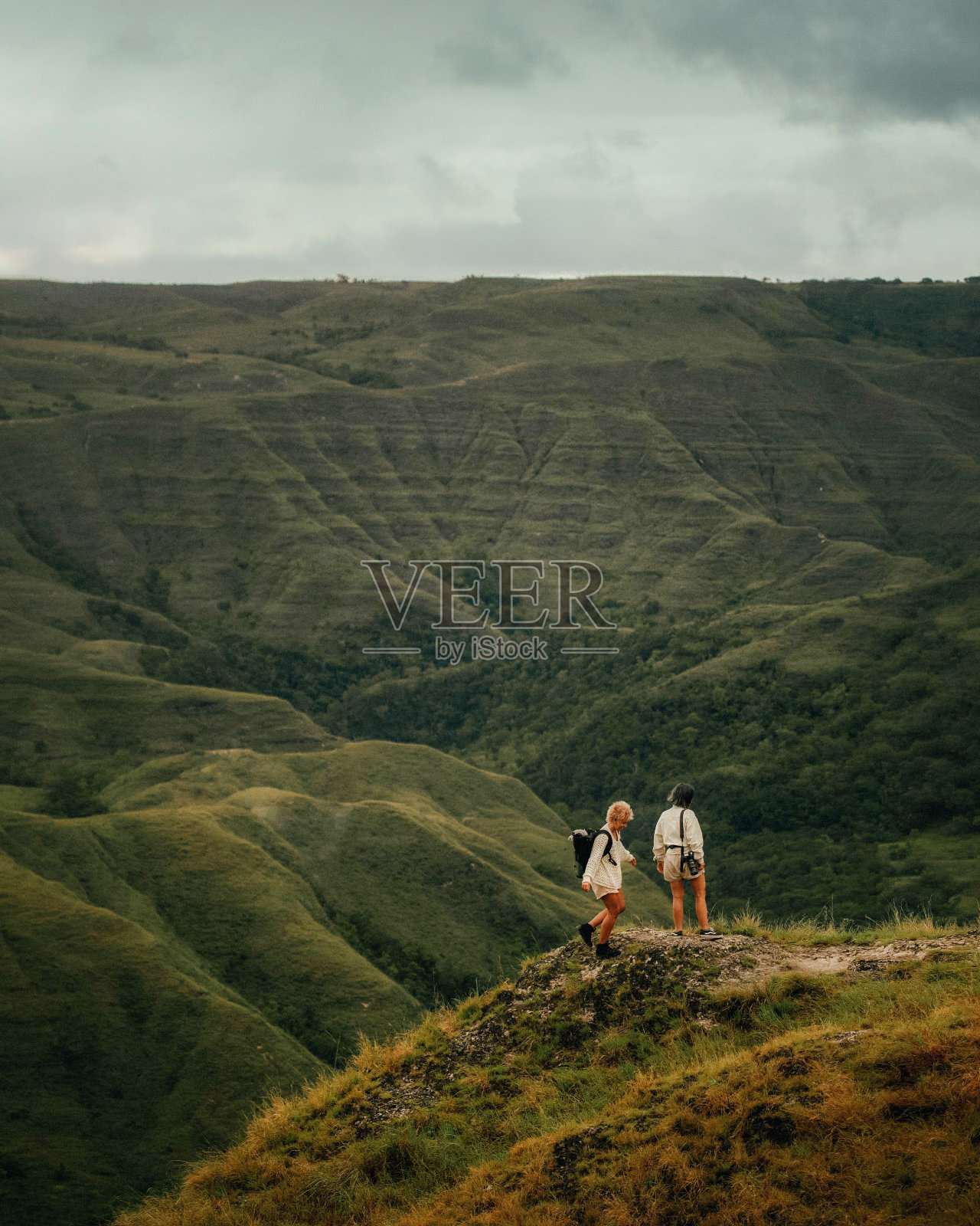 山对天空的风景照片摄影图片