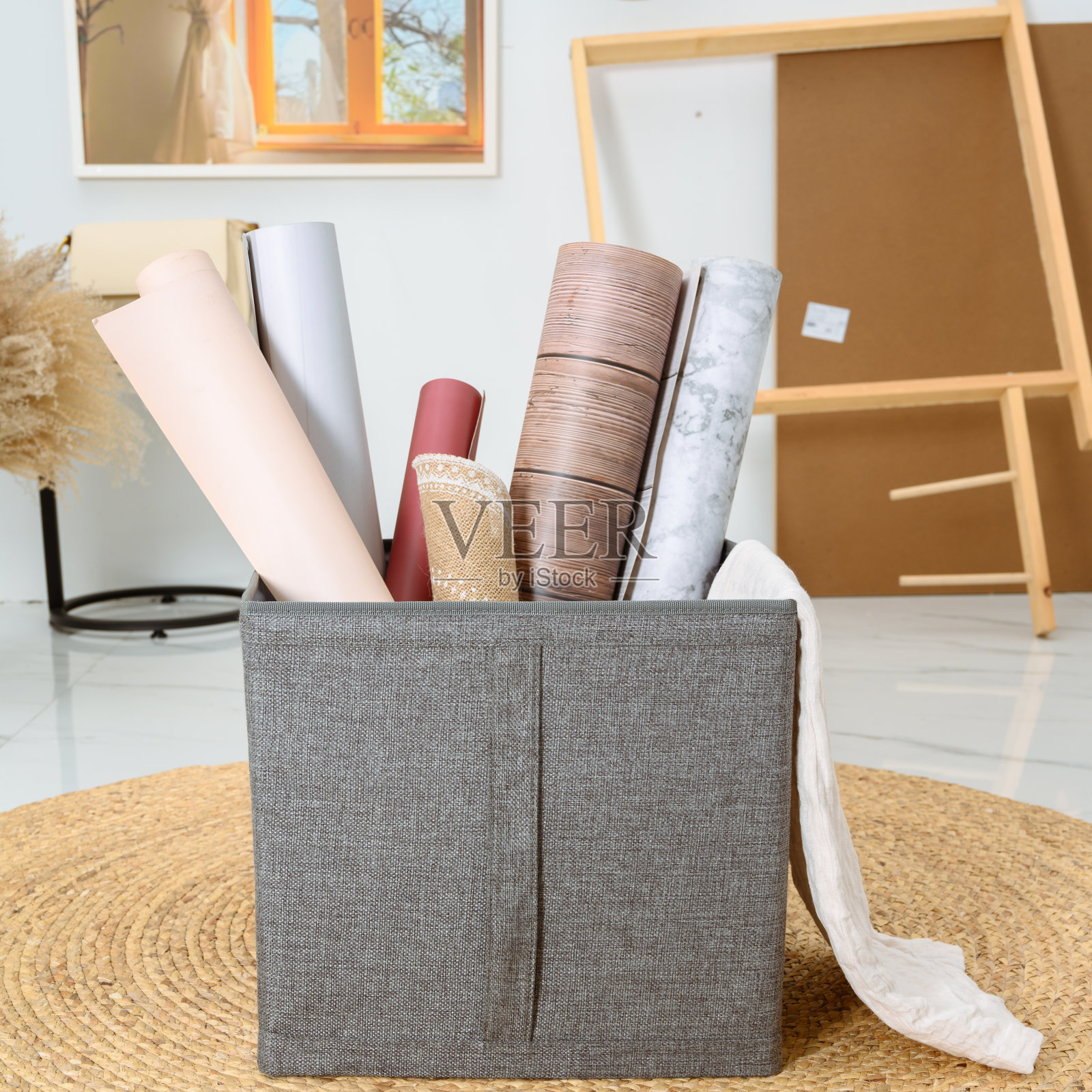 家庭存储家庭生活组织娃娃存储生活场景照片摄影图片