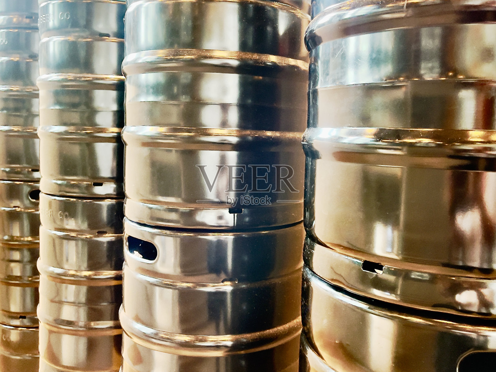 啤酒桶照片摄影图片