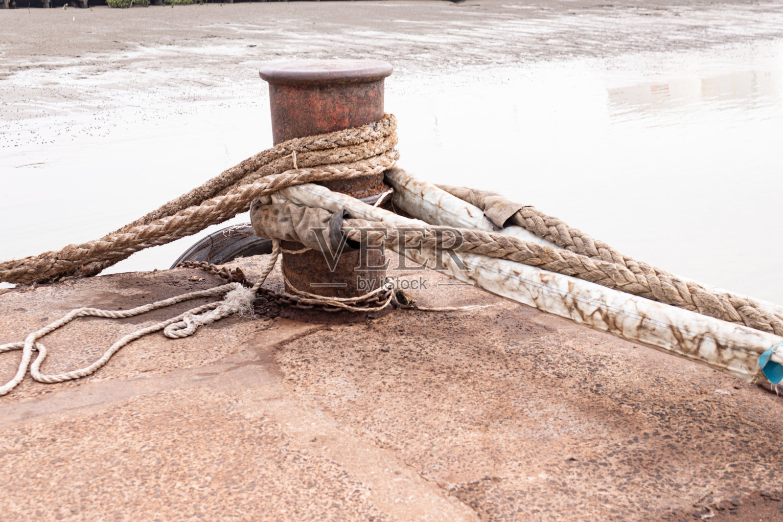 船的绳子照片摄影图片