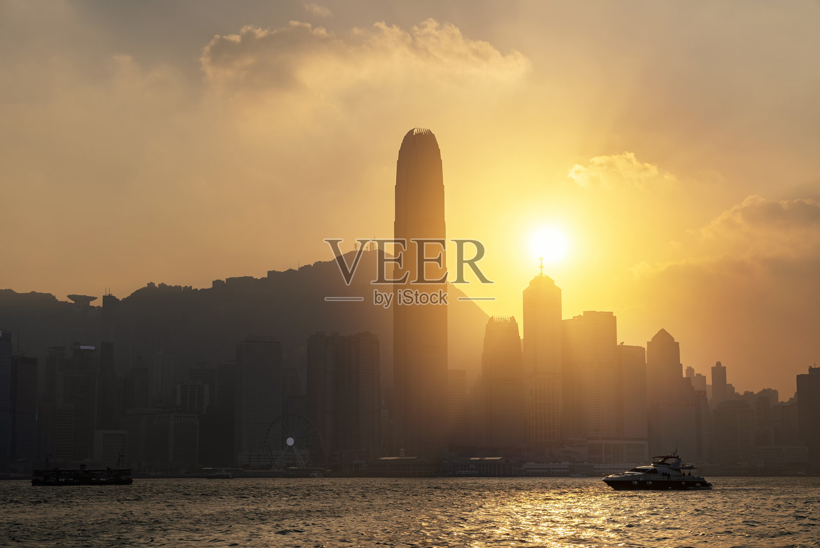 香港维多利亚港的天际线照片摄影图片