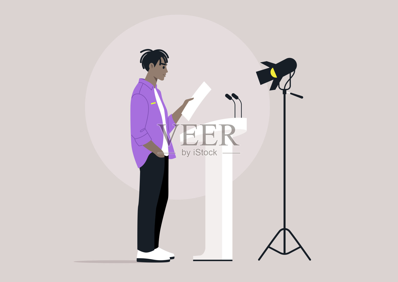 一个自信的人站在讲台上读论文，在聚光灯下集中精力，准备与观众互动插画图片素材