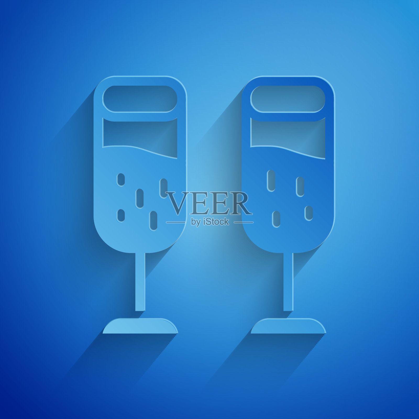 剪纸玻璃香槟图标孤立的蓝色背景。圣诞快乐，新年快乐。纸艺风格。向量插画图片素材