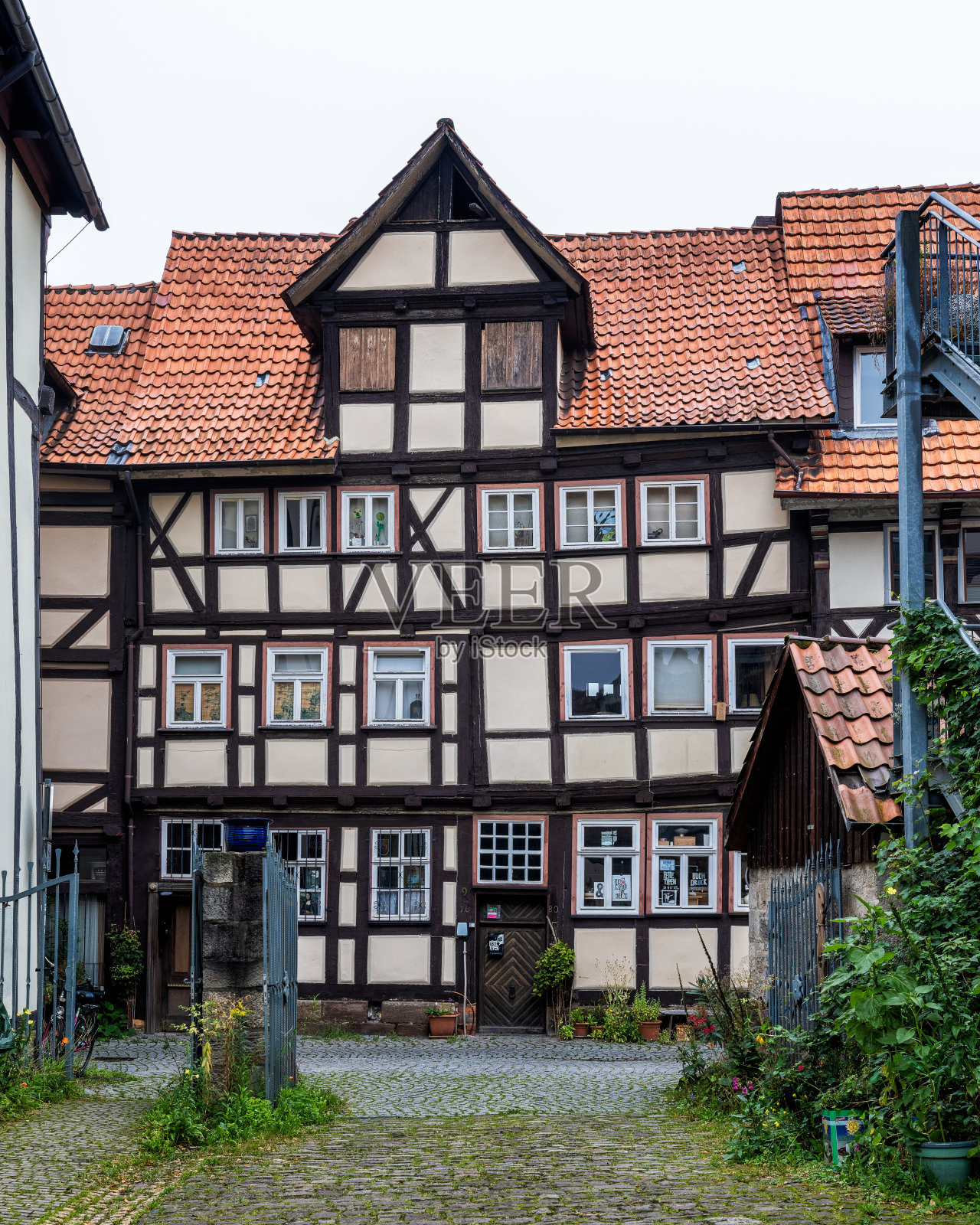 汉恩老城美丽的中世纪建筑。m<s:1>恩登及其典型的德国半木结构建筑照片摄影图片