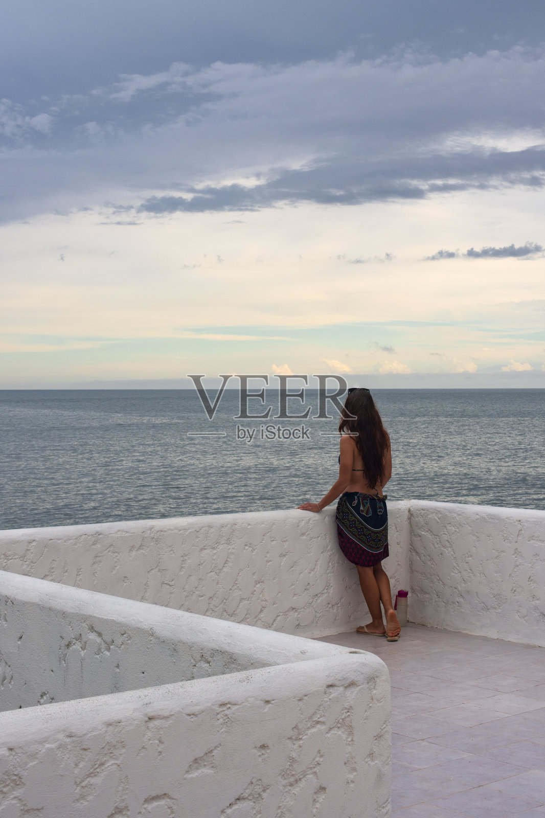 眺望大海照片摄影图片