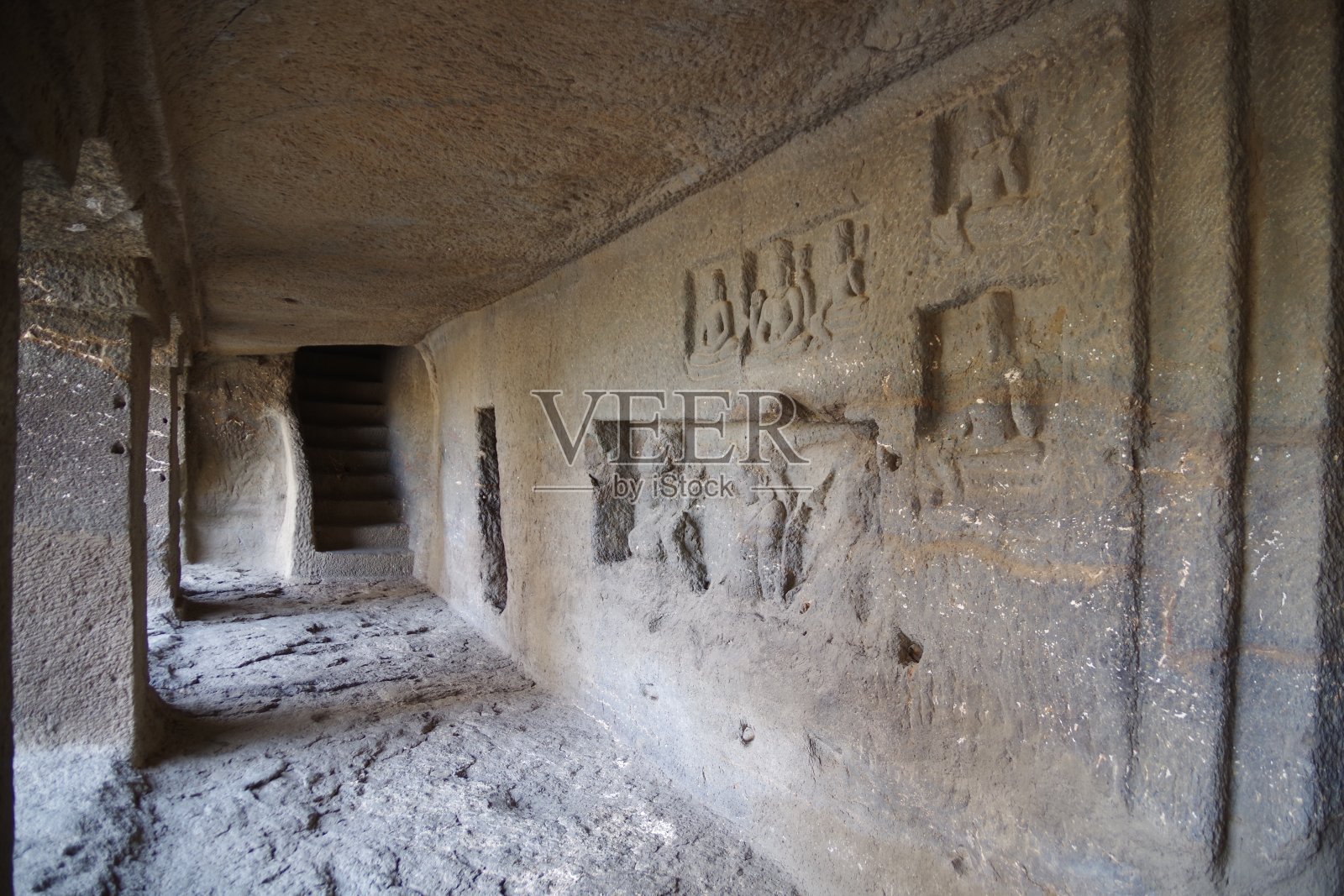 印度的艾罗拉洞穴照片摄影图片