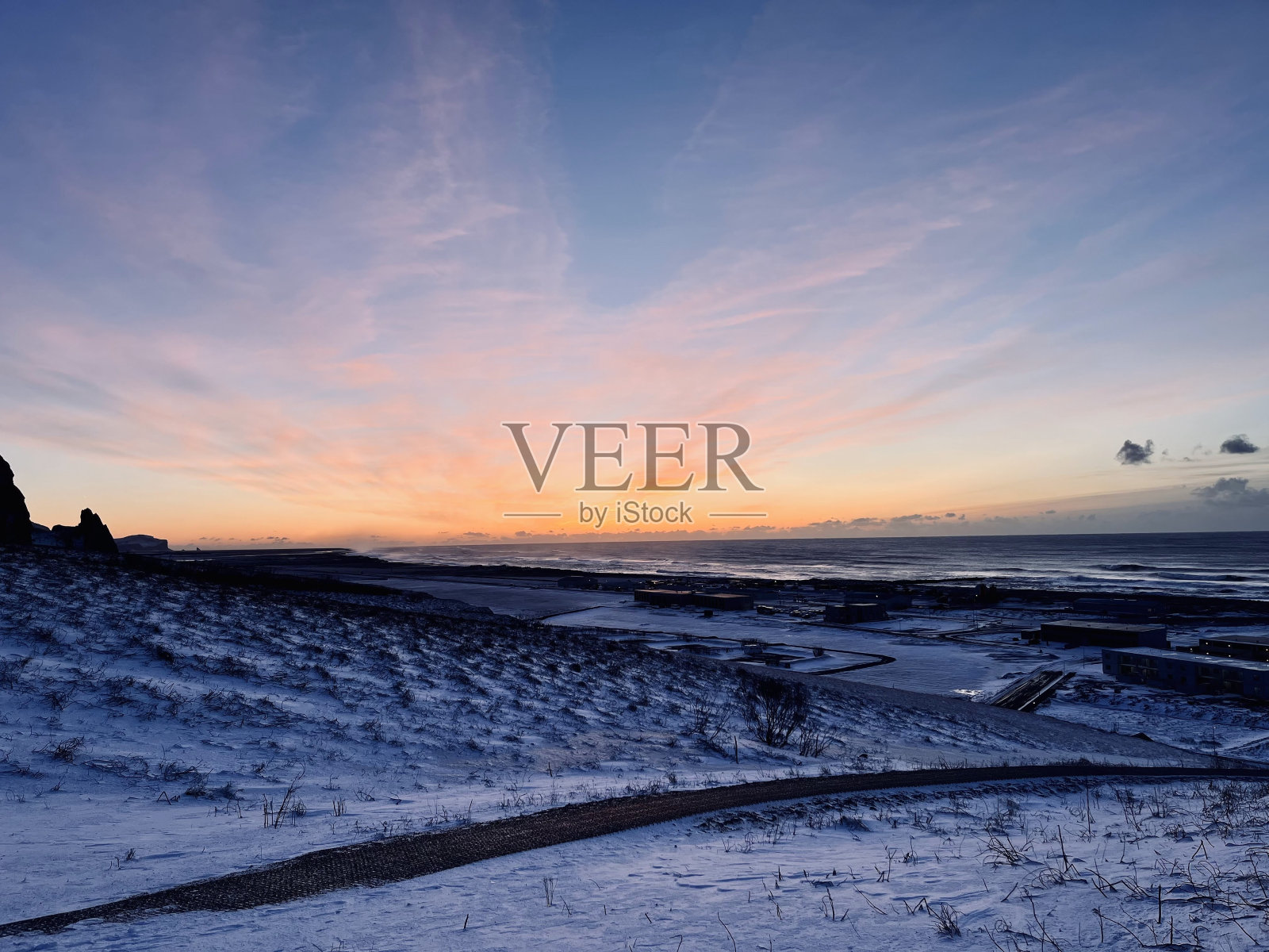 在Vík日出宁静照片摄影图片