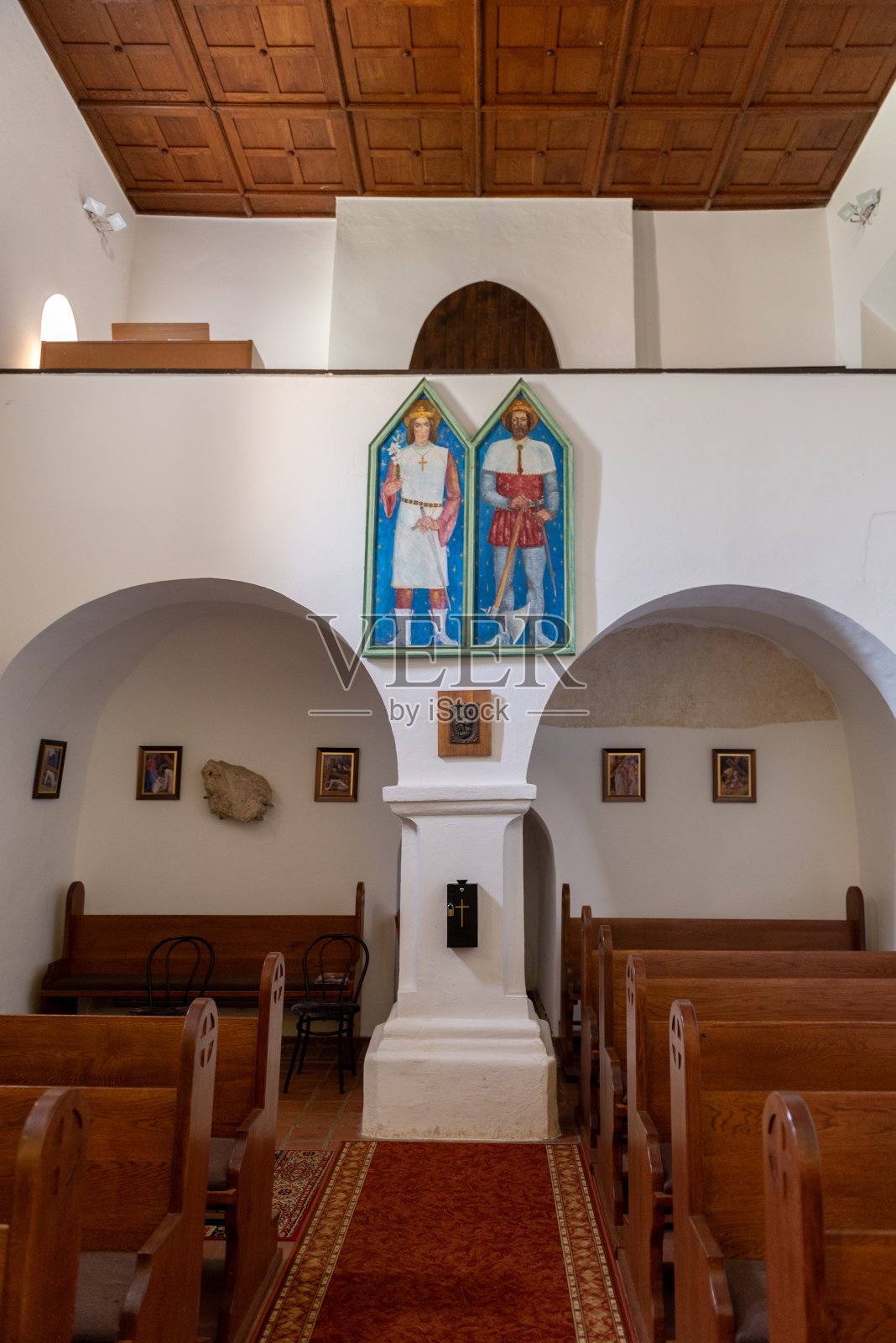 罗马尼亚时期圣彼得教堂的内部照片摄影图片