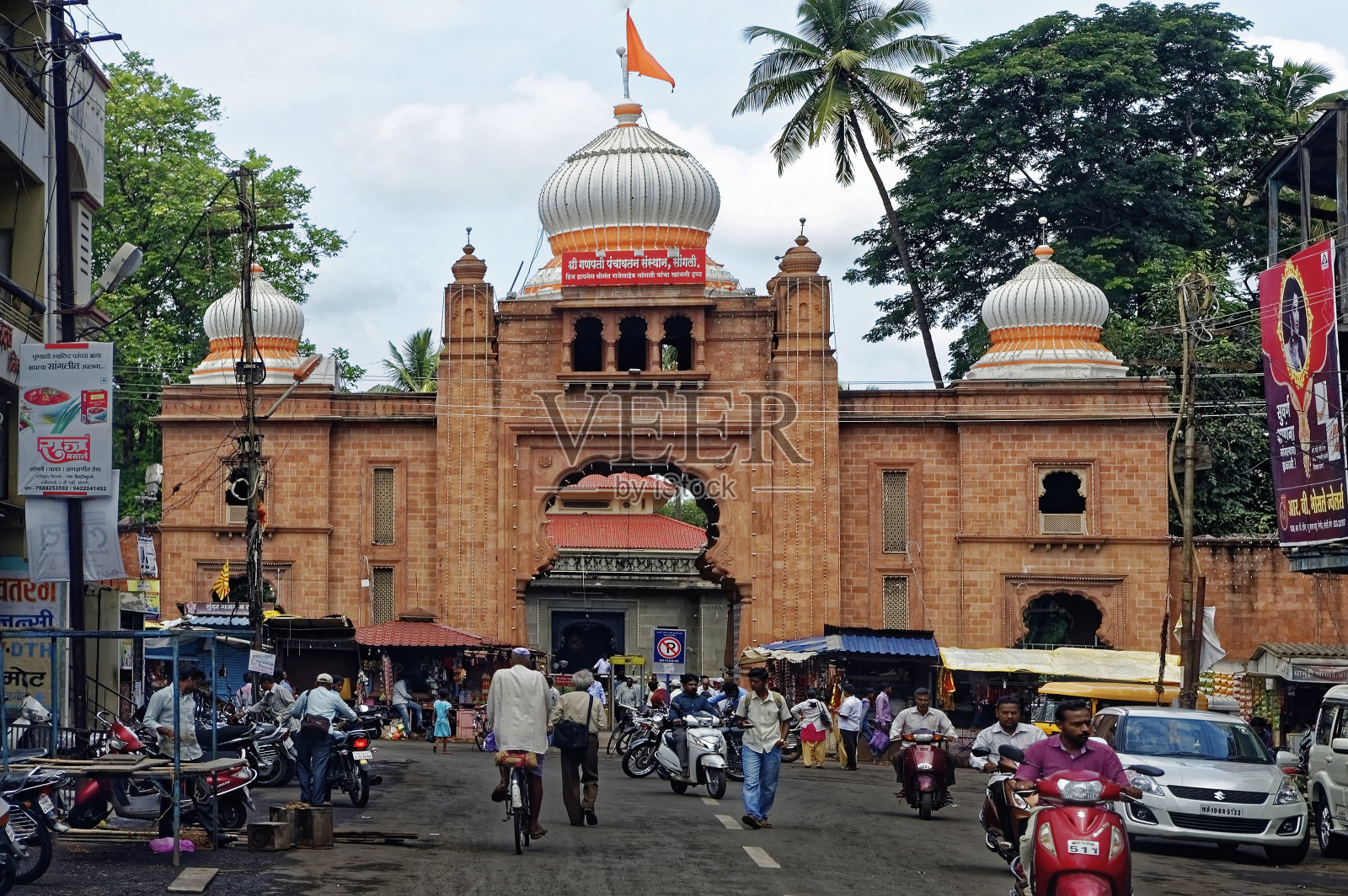 桑里著名的印度甘尼萨神庙照片摄影图片
