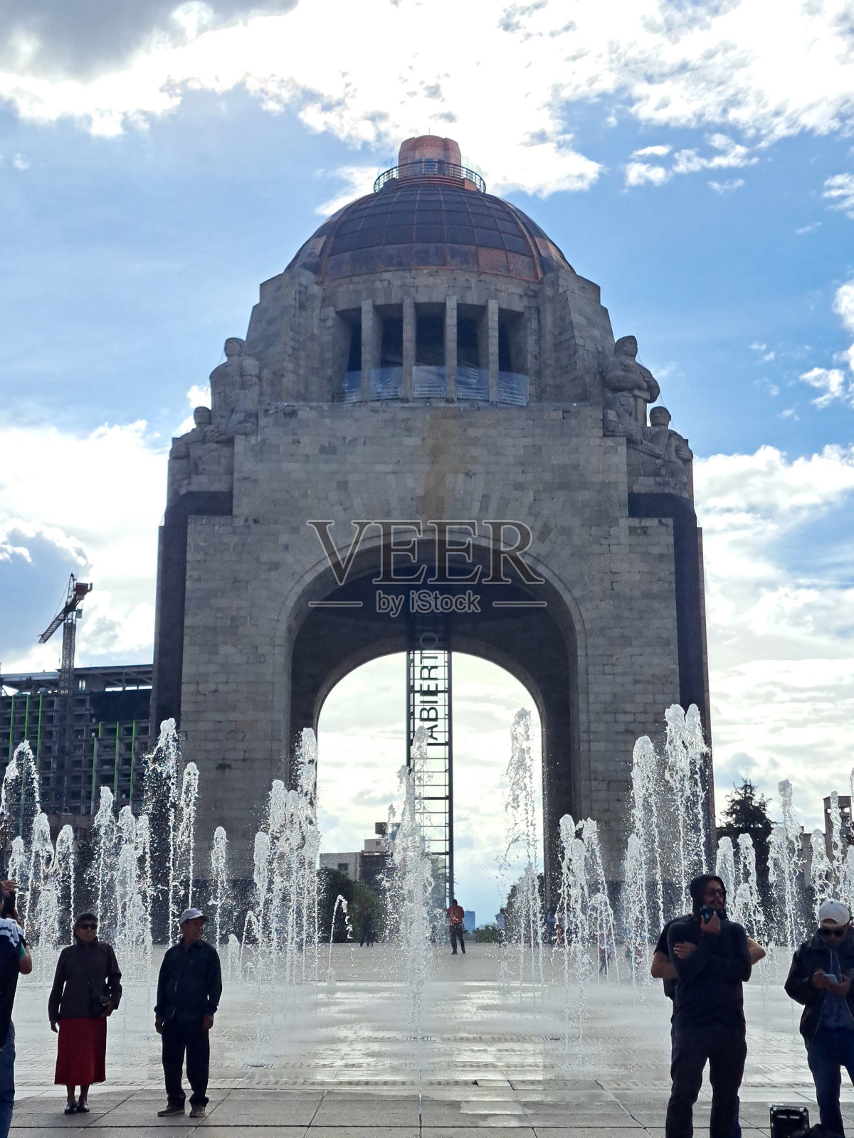 纪念碑和革命博物馆，致力于墨西哥革命的建筑作品和陵墓，是CDMX的象征和标志之一照片摄影图片