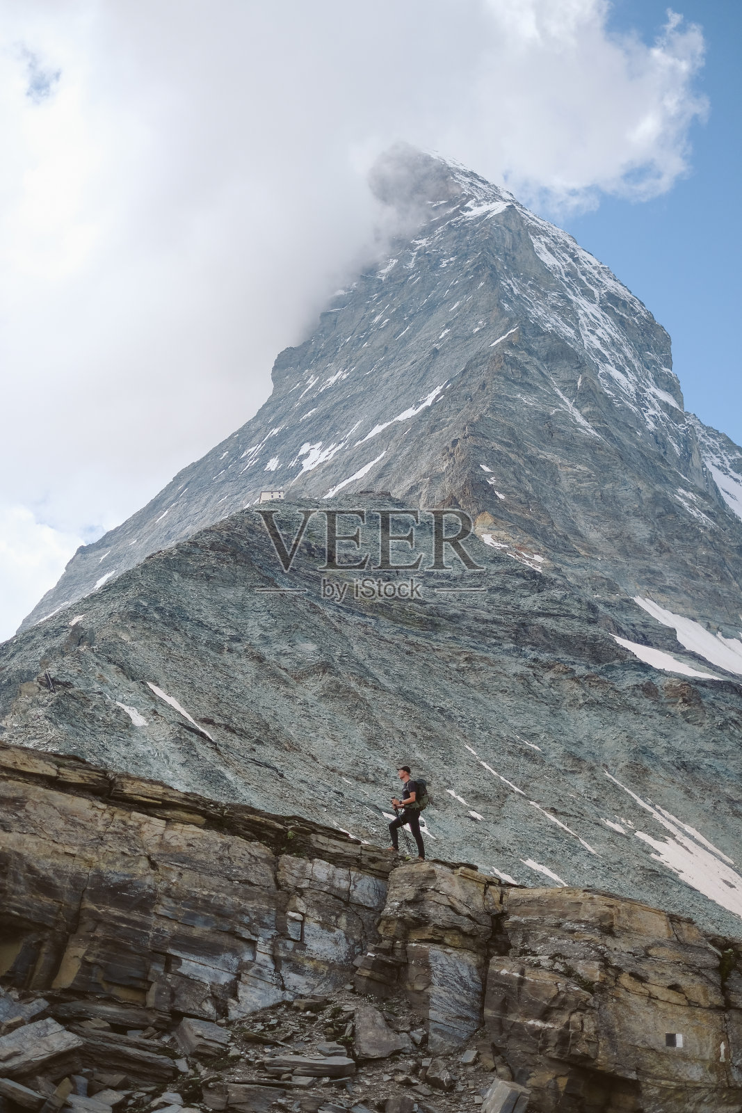 夏季高山环境的美景照片摄影图片