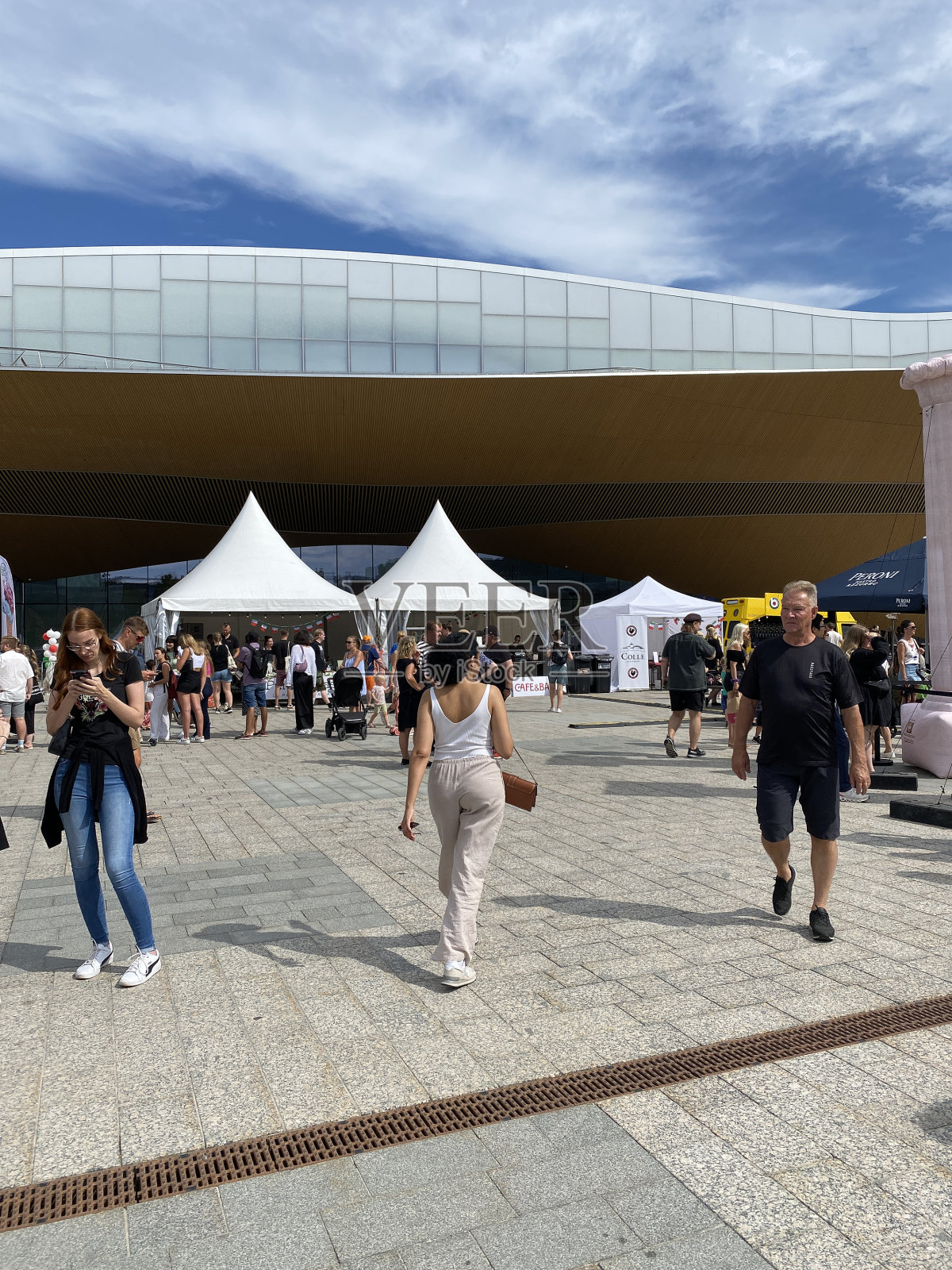 2024年芬兰赫尔辛基意大利美食节照片摄影图片