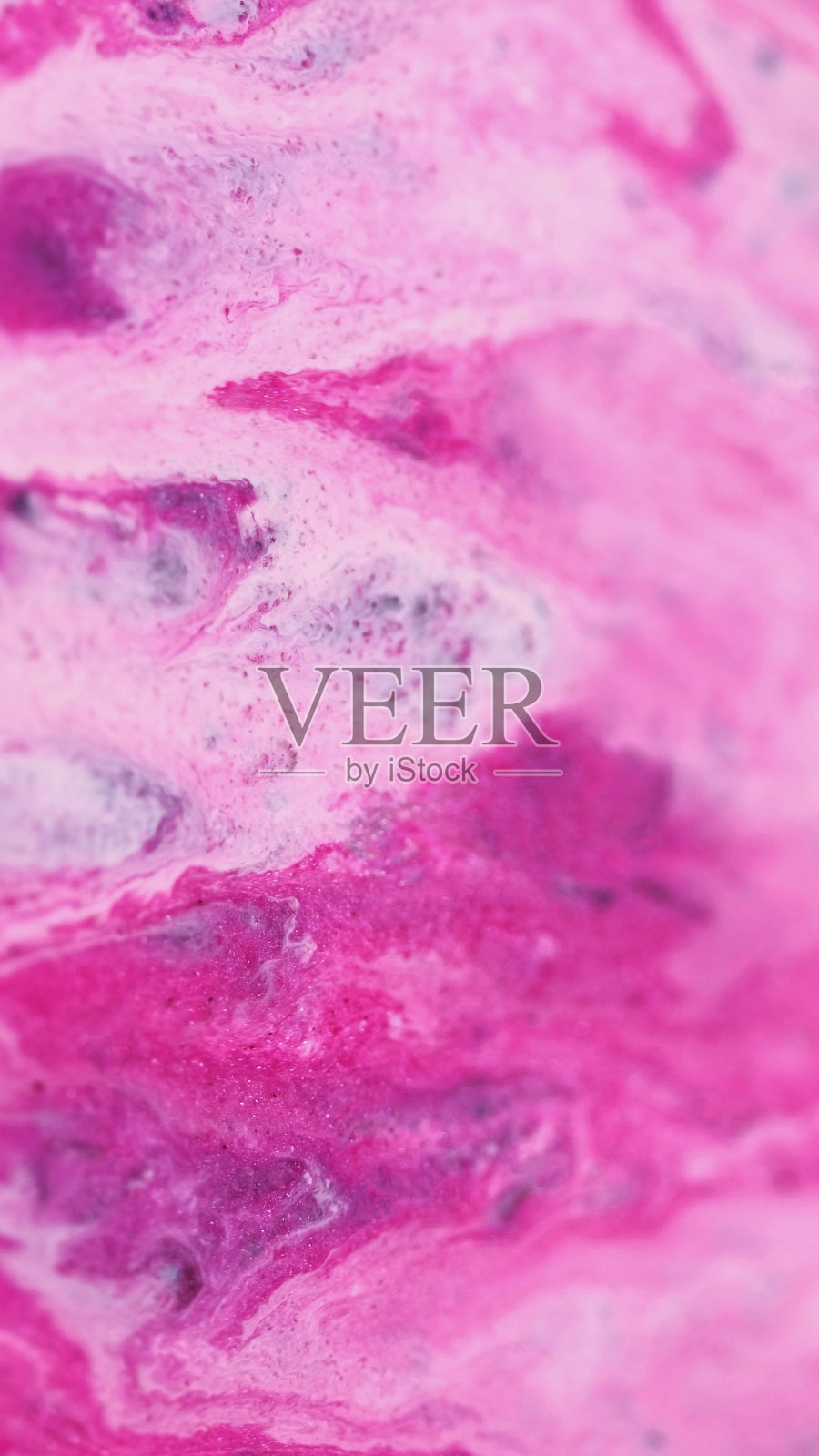 发光涂料油墨流粉红微光魅力流体照片摄影图片