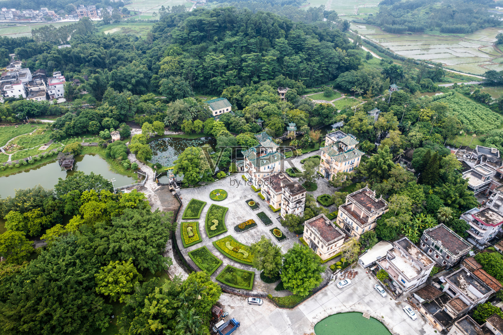 广东省江门市开平城市公园鸟瞰图照片摄影图片