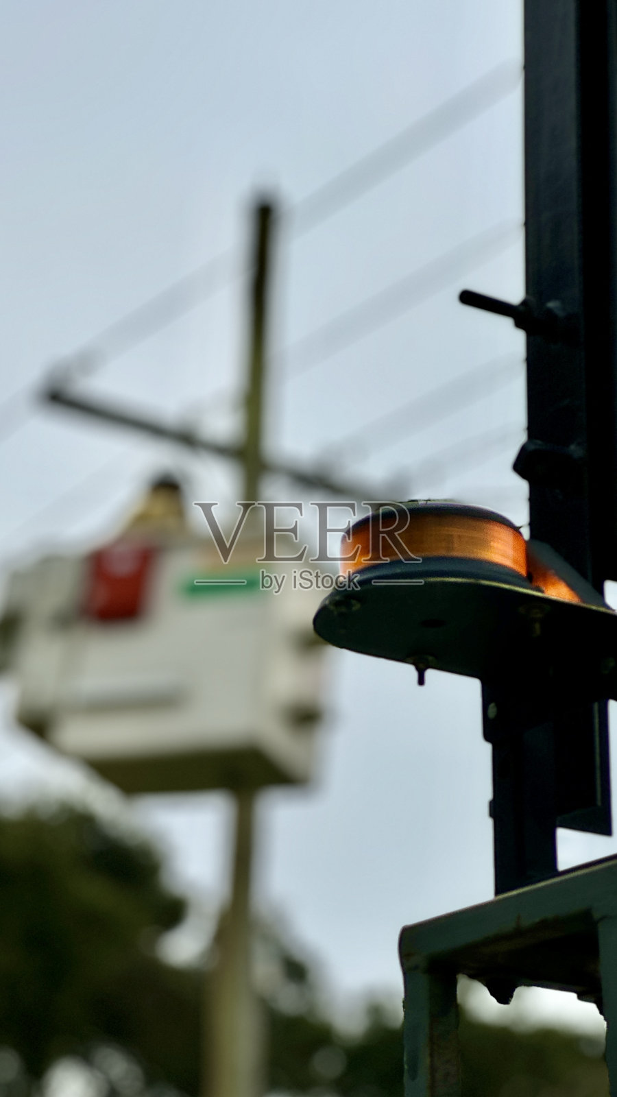 交通管理用信标和铲车照片摄影图片