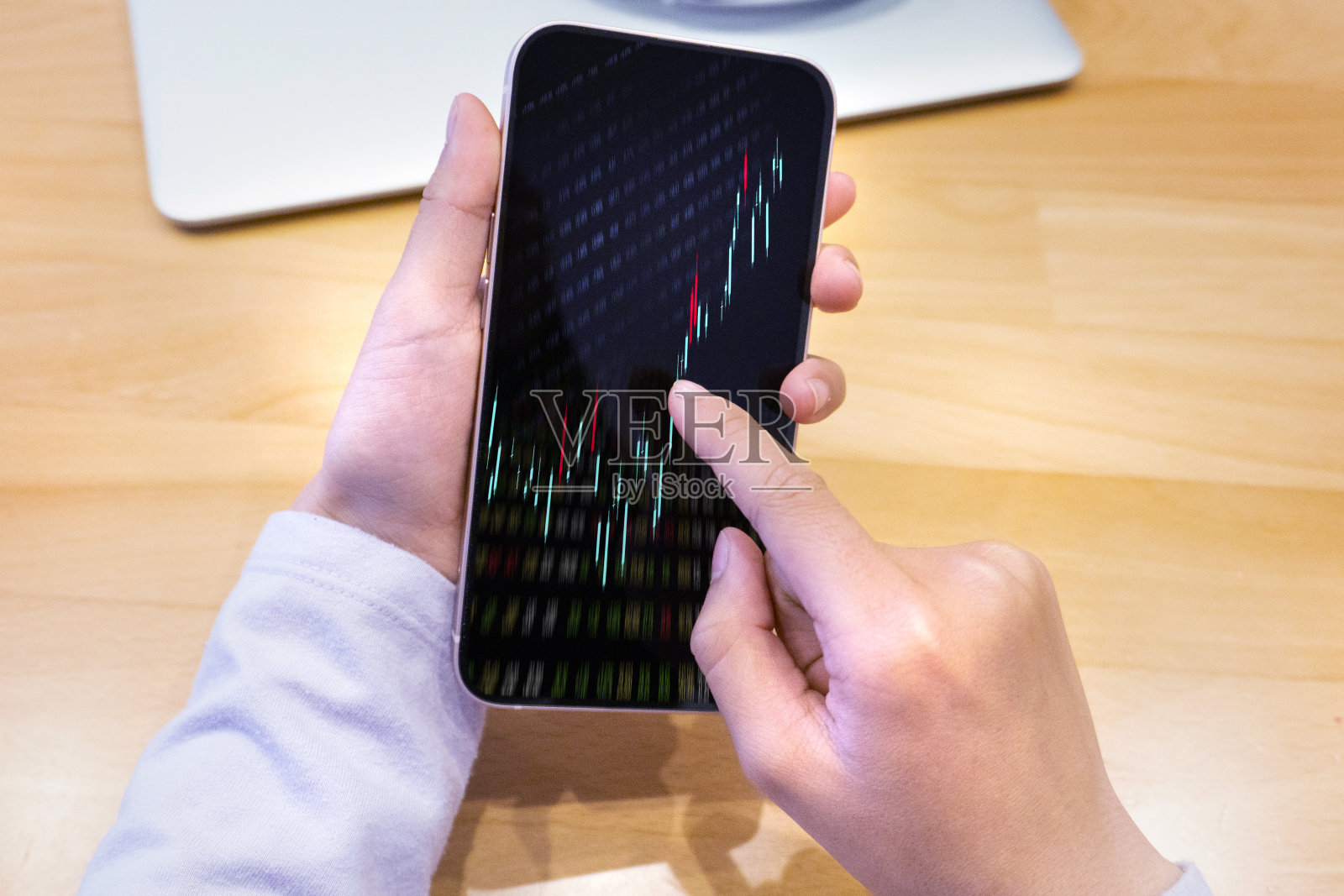 图表图像显示在智能手机上照片摄影图片