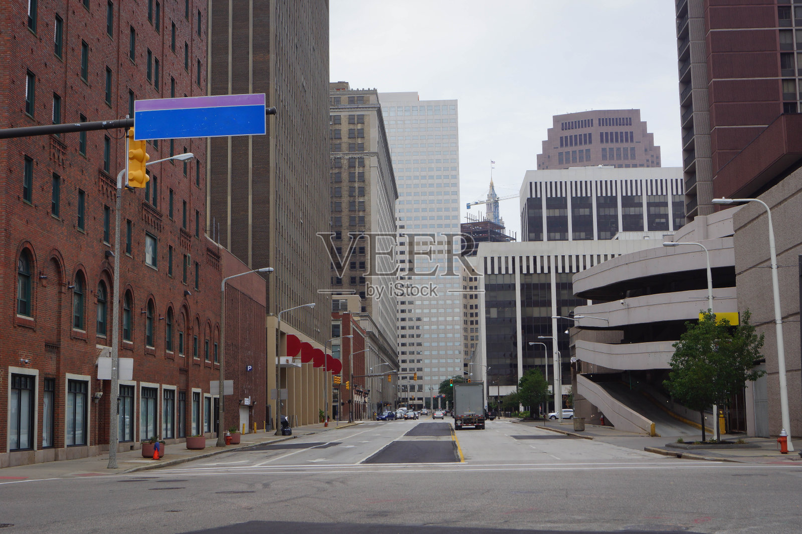 克利夫兰市中心的照片，俄亥俄州的一个主要城市，美国，与商业建筑和美国建筑照片摄影图片