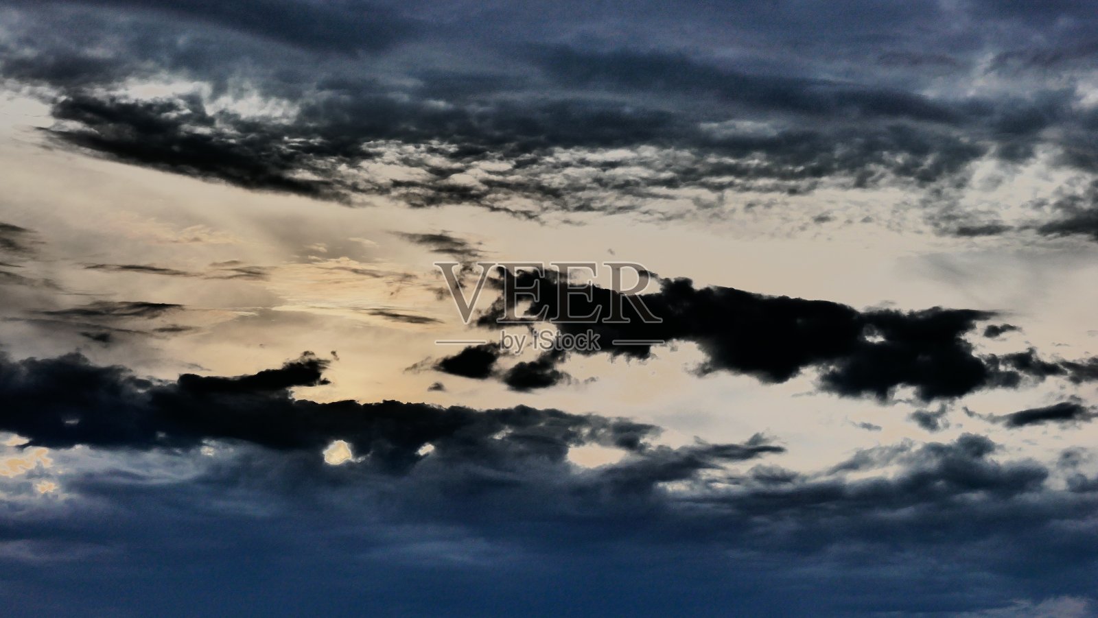 晚上的天空照片摄影图片