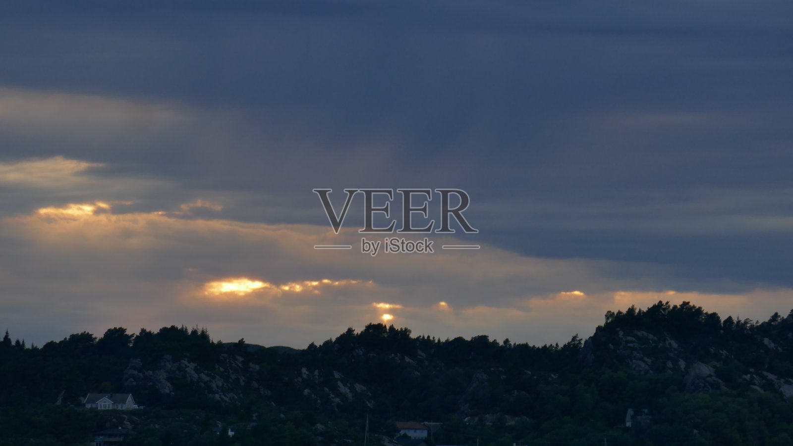 绚丽的夜空照片摄影图片